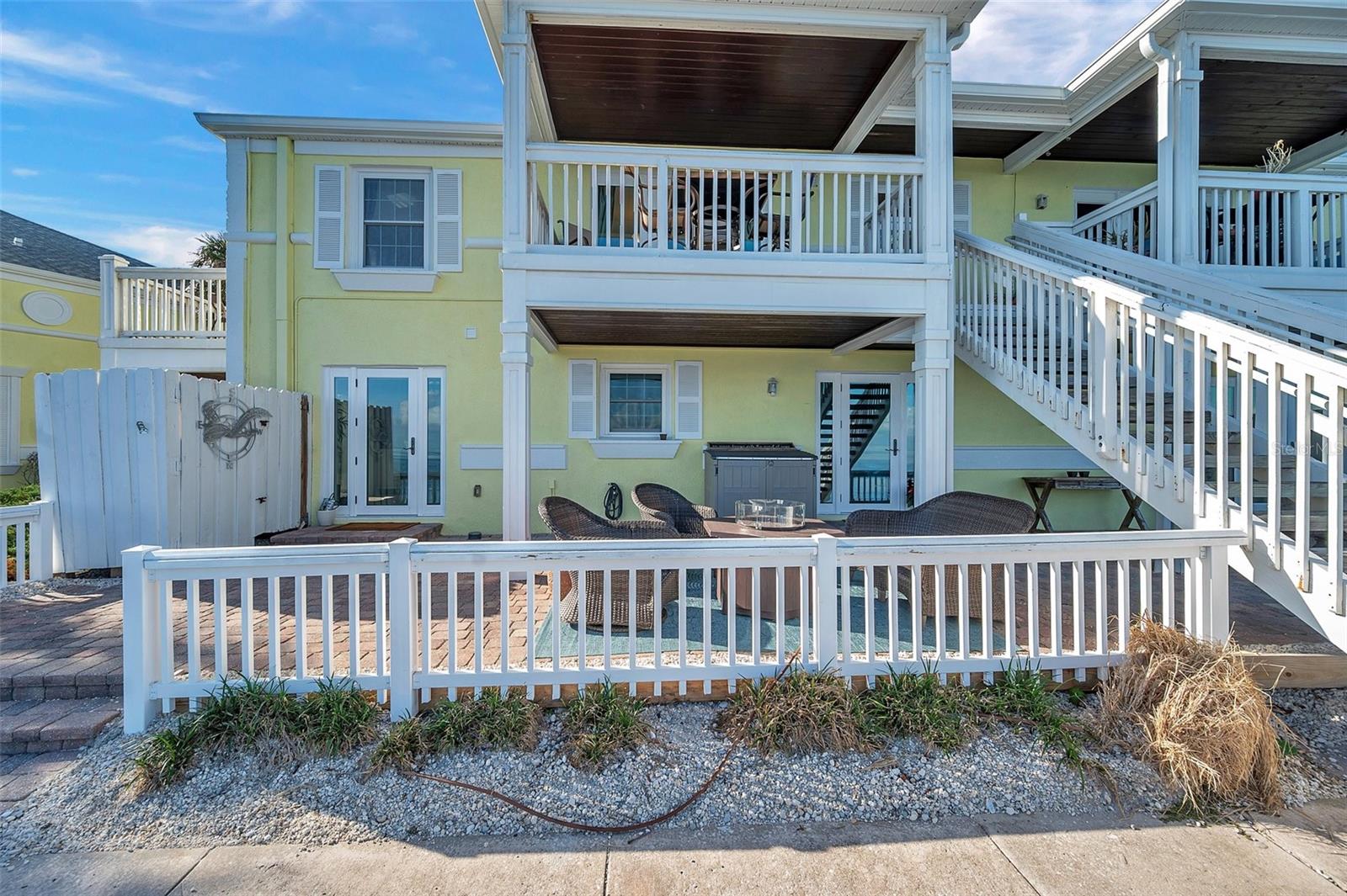 5240 COQUINA KEY DR SE #D, ST PETERSBURG, FL, 33705