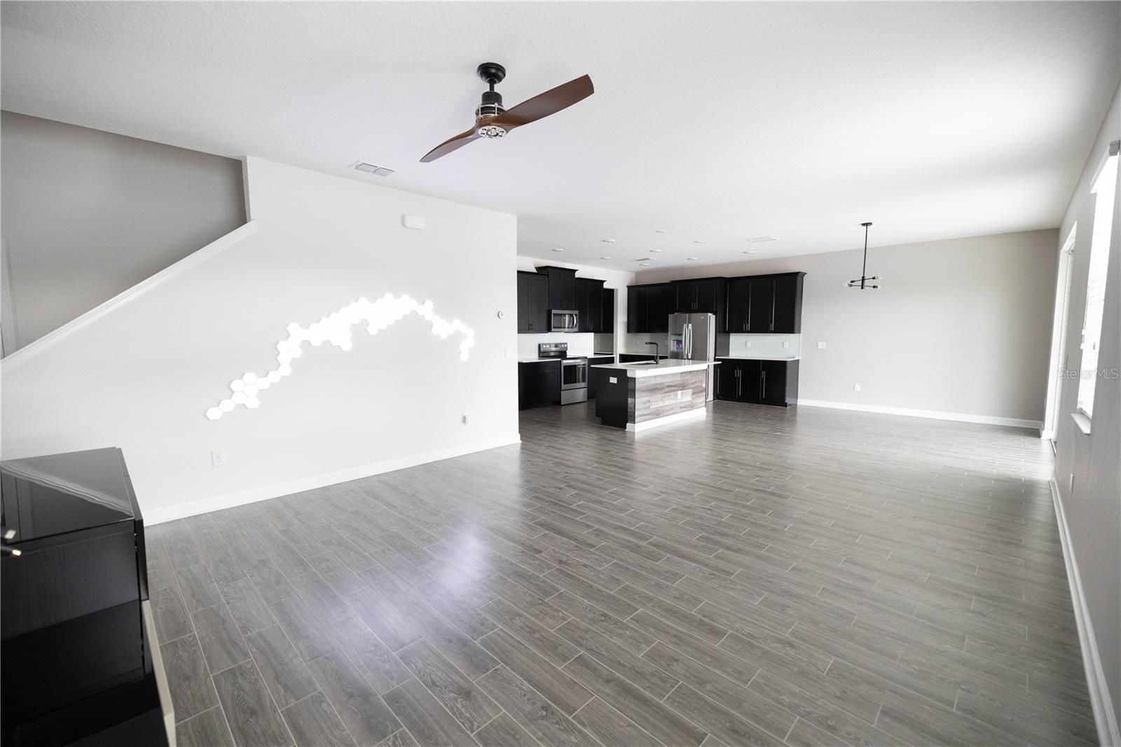 10330 LOVEGRASS LN, ORLANDO, FL, 32832