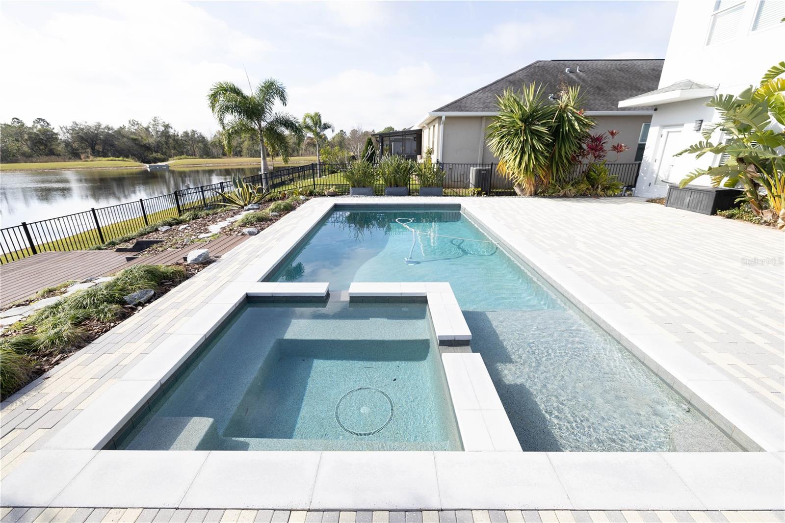 10330 LOVEGRASS LN, ORLANDO, FL, 32832