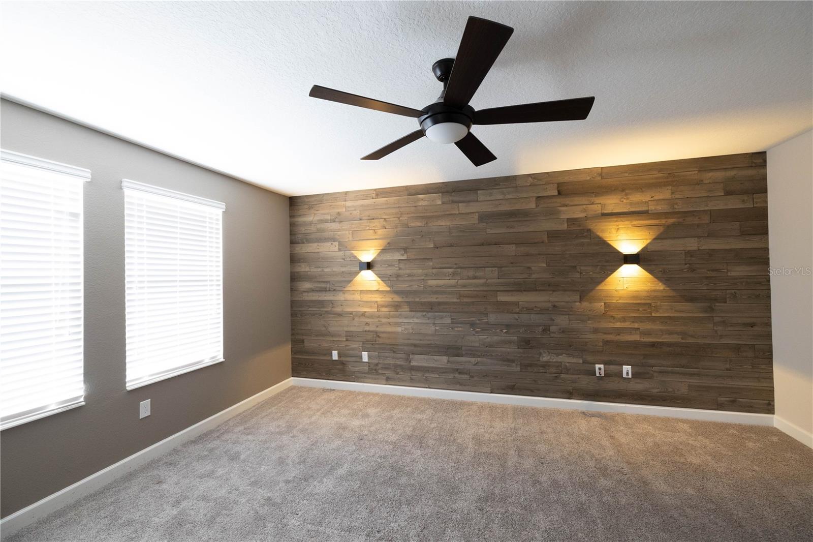 10330 LOVEGRASS LN, ORLANDO, FL, 32832