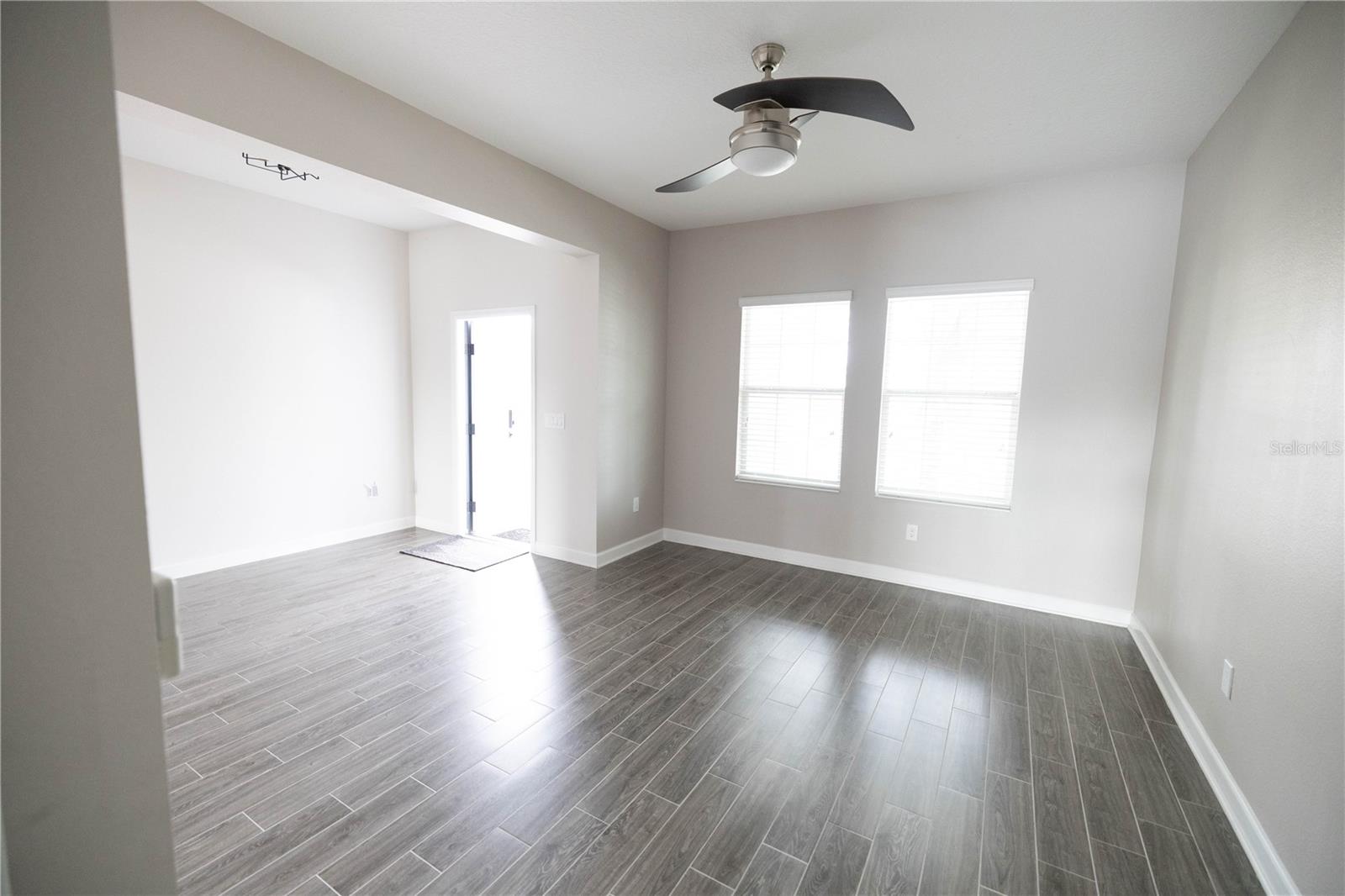 10330 LOVEGRASS LN, ORLANDO, FL, 32832