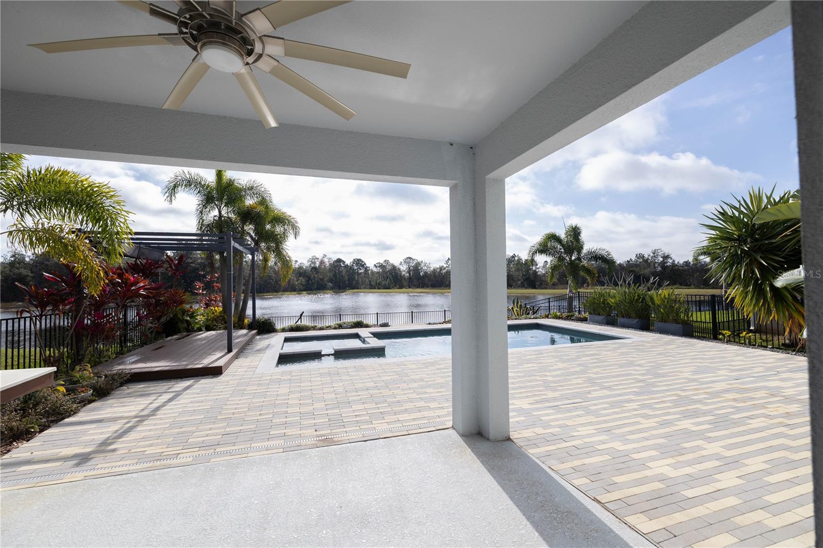 10330 LOVEGRASS LN, ORLANDO, FL, 32832