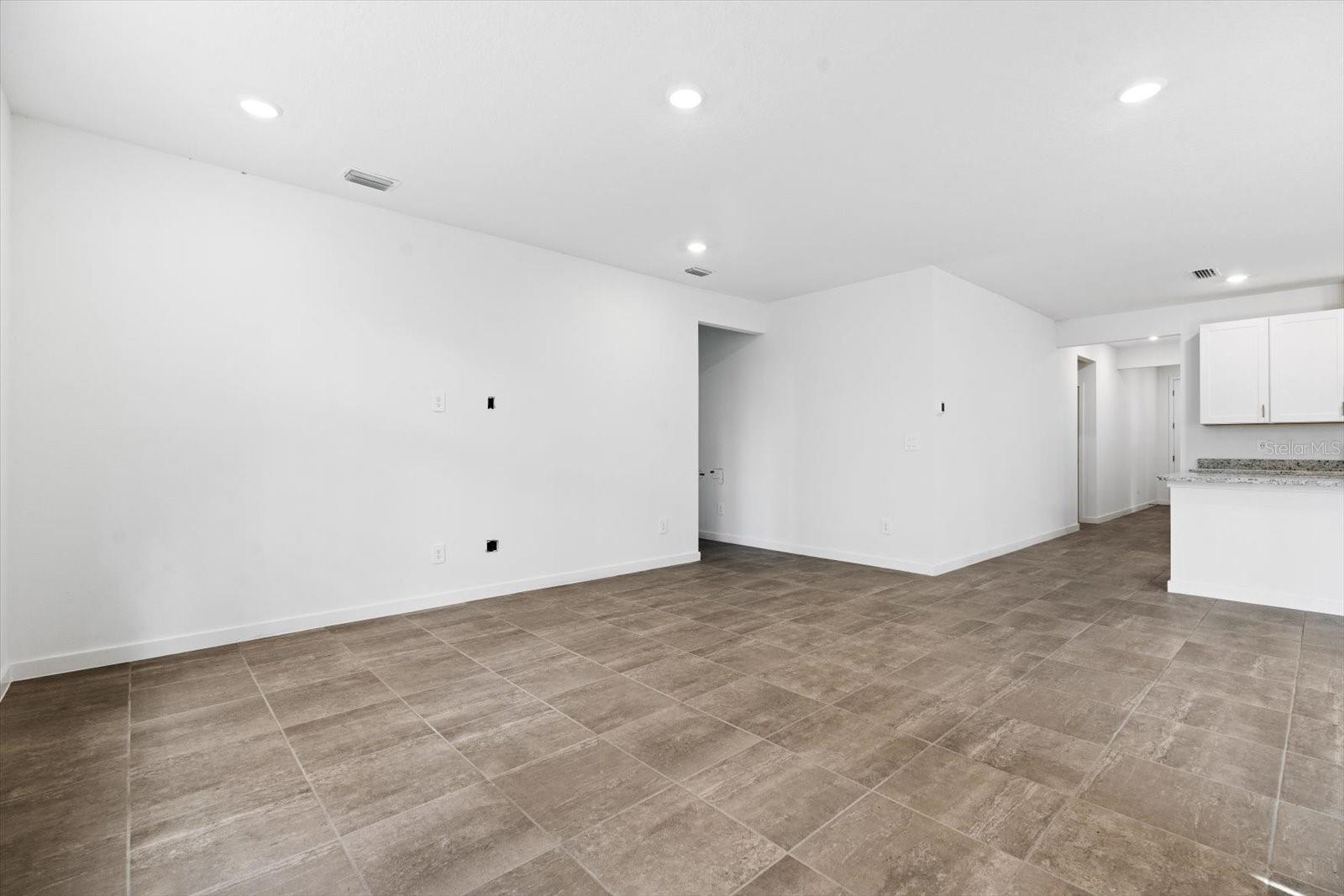 31 WANDERING CREEK WAY, PALM COAST, FL, 32164