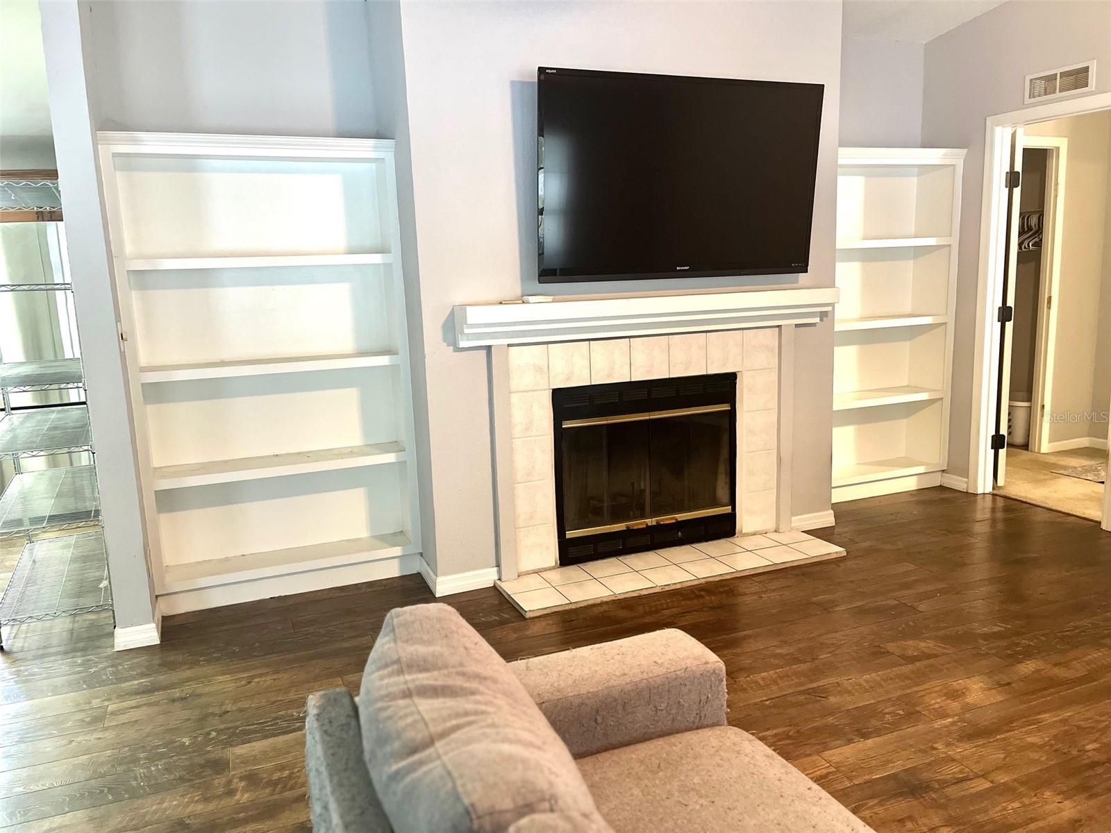 365 SE ROBIN HOOD PL, HIGH SPRINGS, FL, 32643