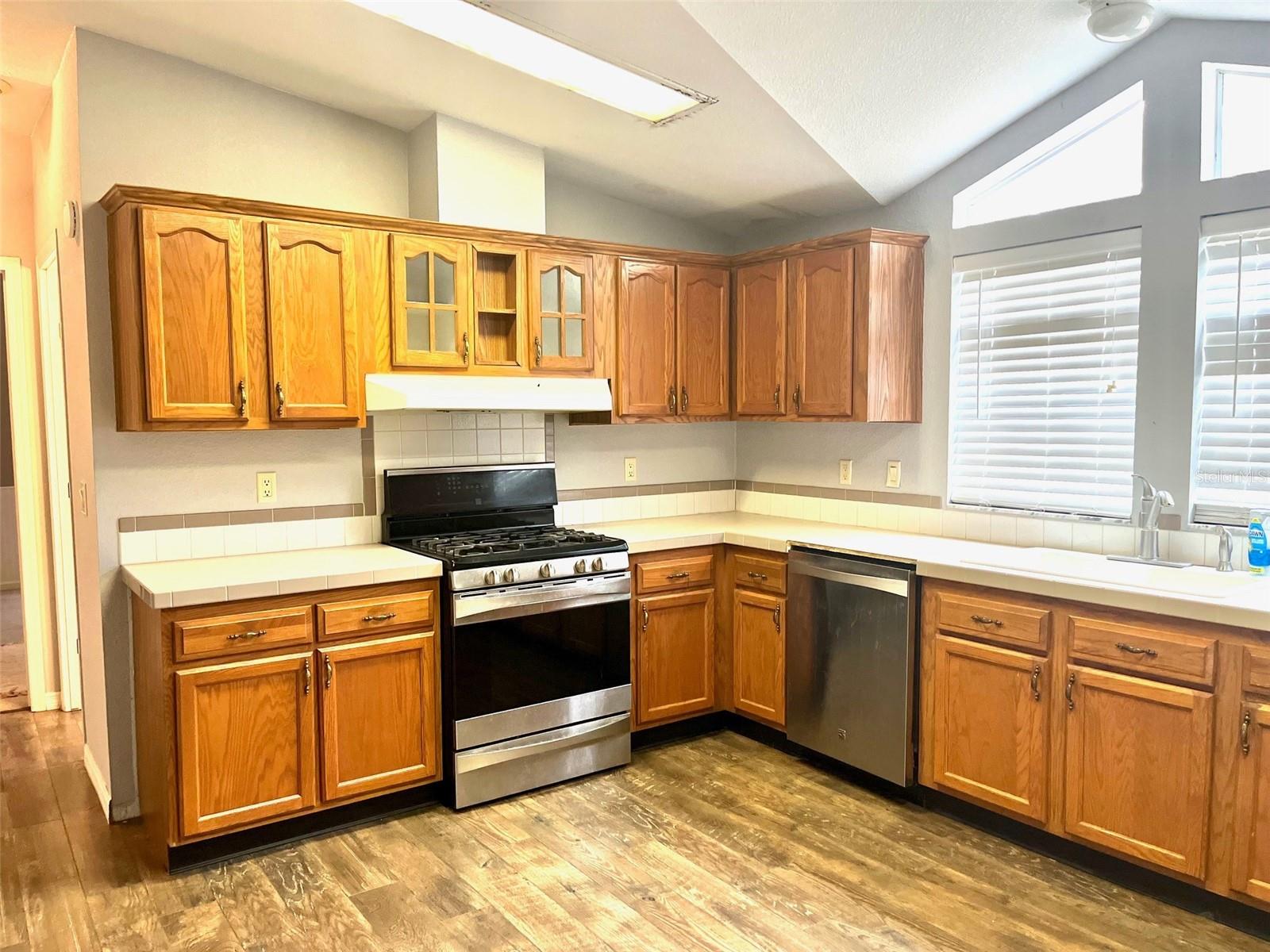365 SE ROBIN HOOD PL, HIGH SPRINGS, FL, 32643