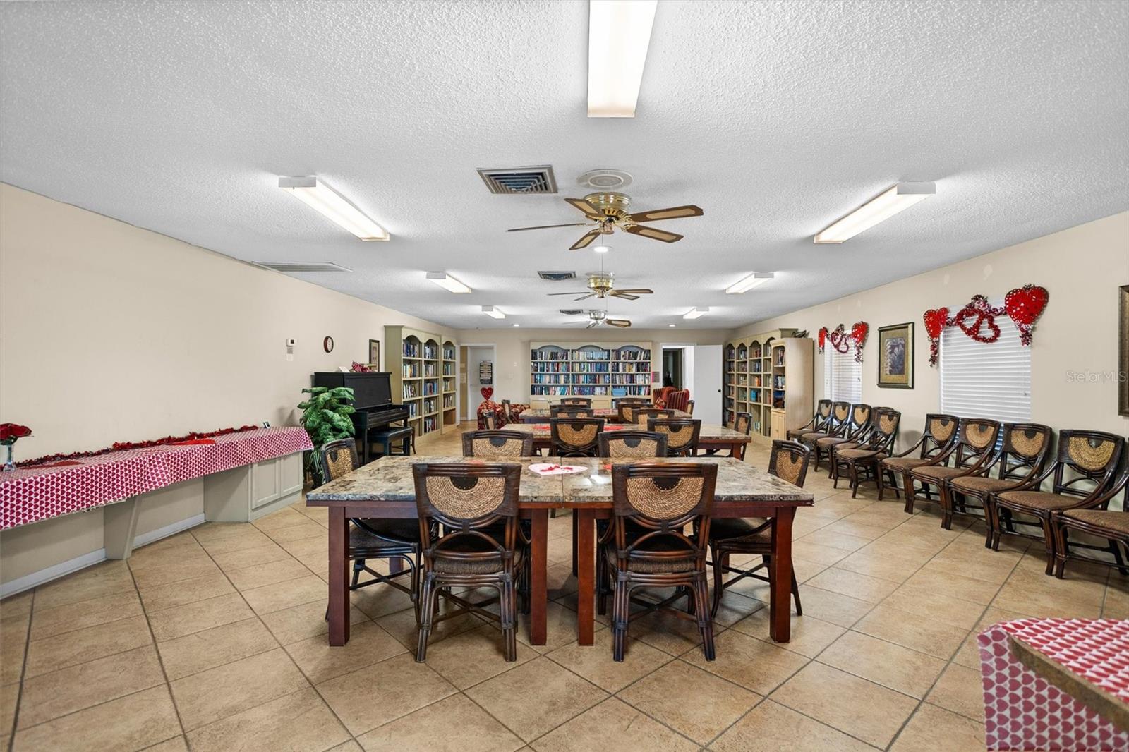10449 LARCHMONT PL N, PINELLAS PARK, FL, 33782