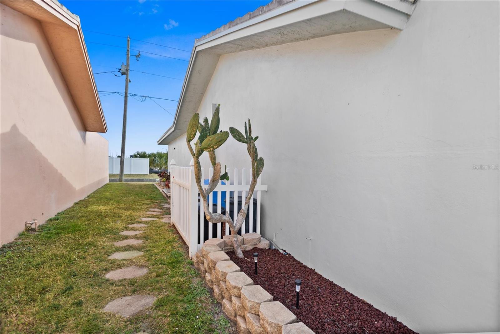 10449 LARCHMONT PL N, PINELLAS PARK, FL, 33782