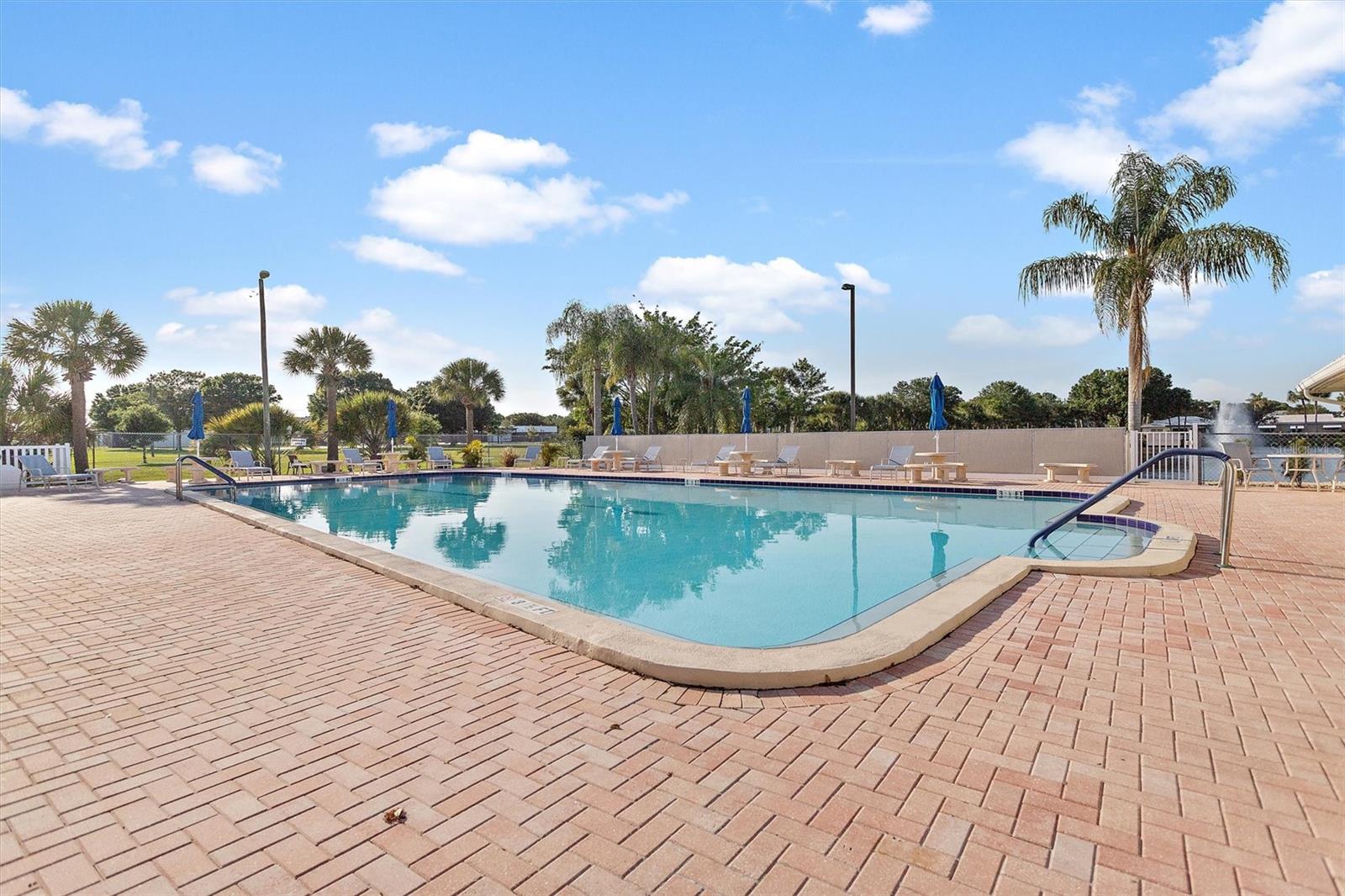 10449 LARCHMONT PL N, PINELLAS PARK, FL, 33782