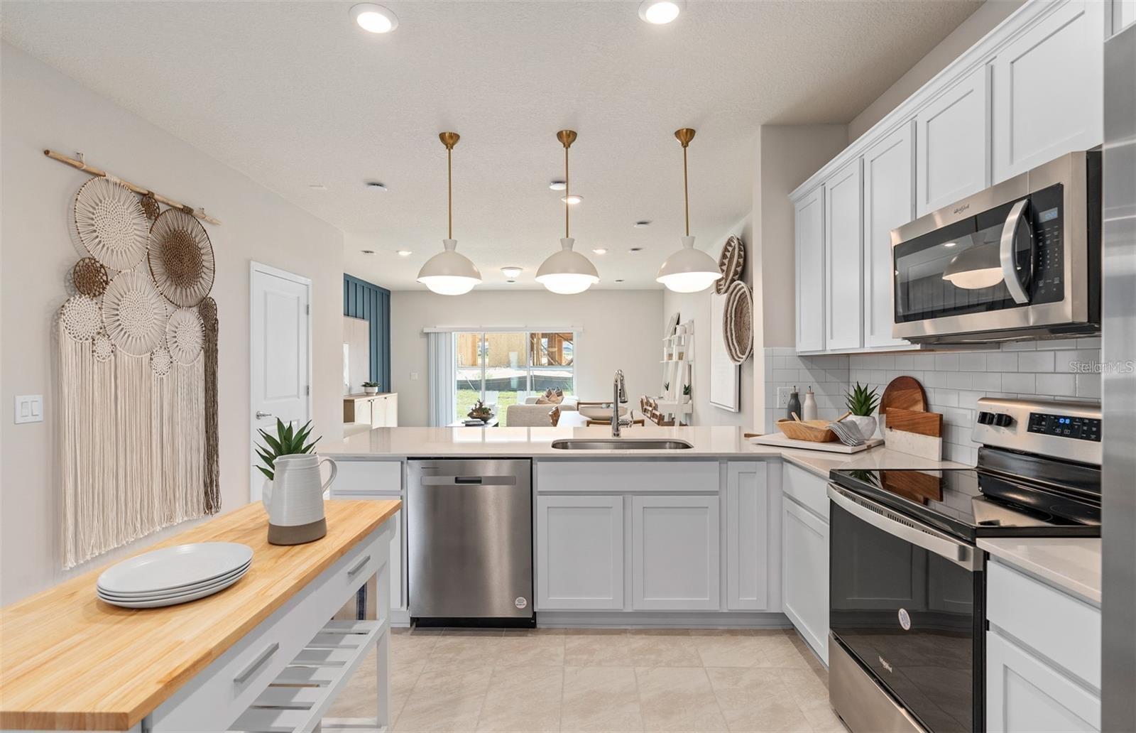 2590 WINSOME WAY, DAVENPORT, FL, 33896
