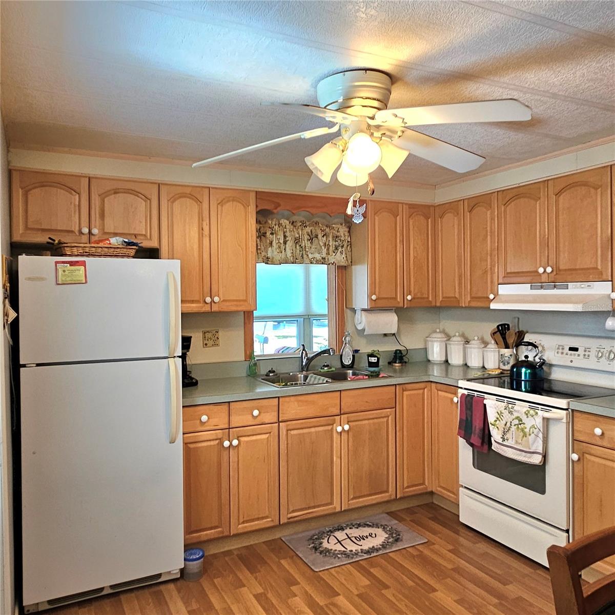 525 PARKWOOD AVE, NORTH PORT, FL, 34287