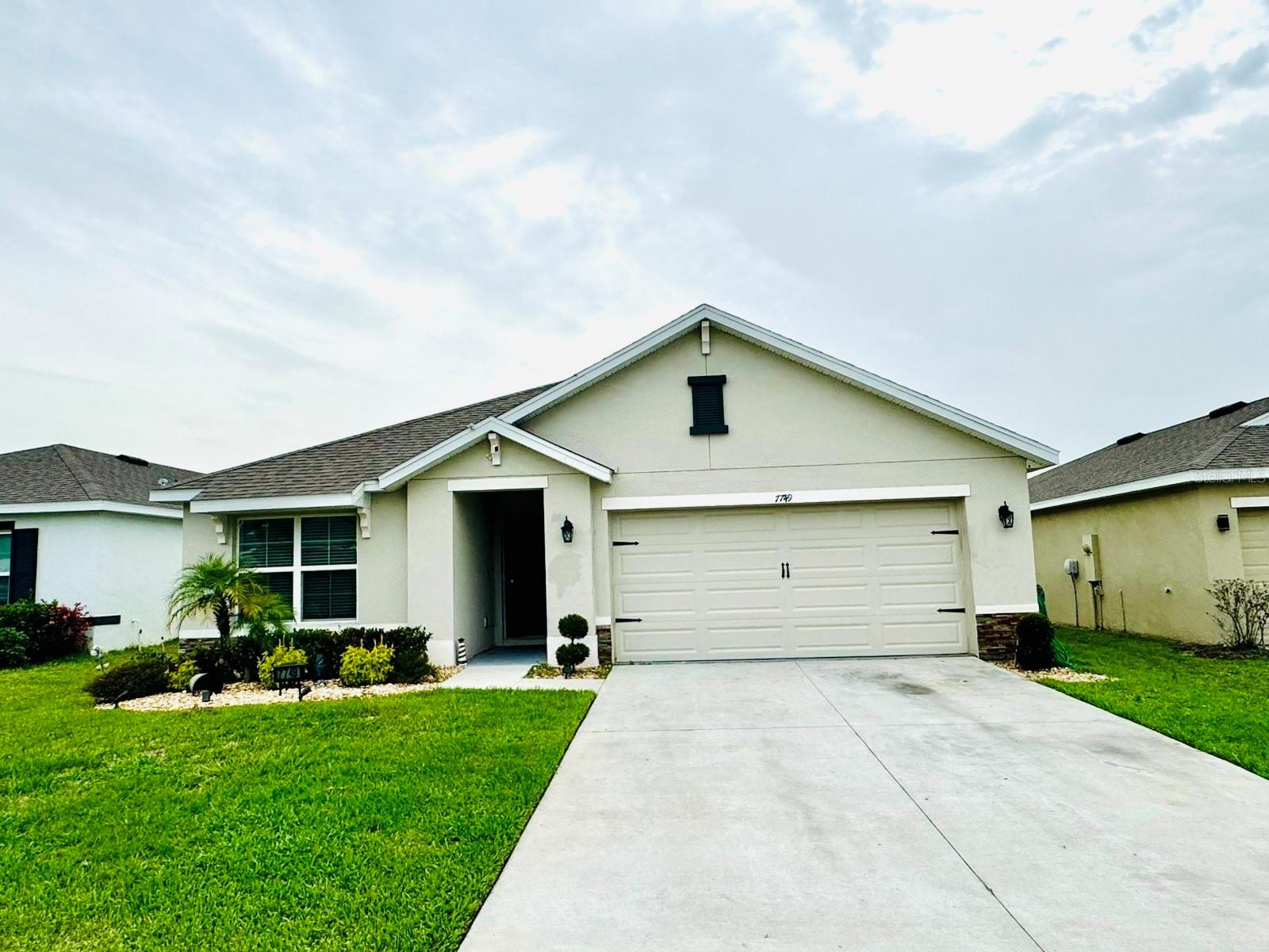 7749 BROAD POINT DR, ZEPHYRHILLS, FL, 33540
