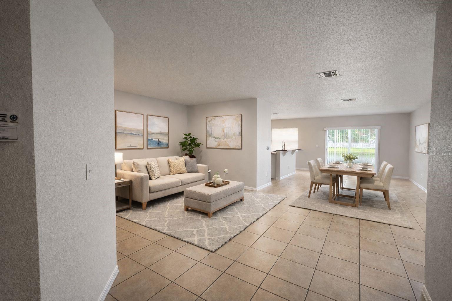 572 CRESTING OAK CIR #19, ORLANDO, FL, 32824