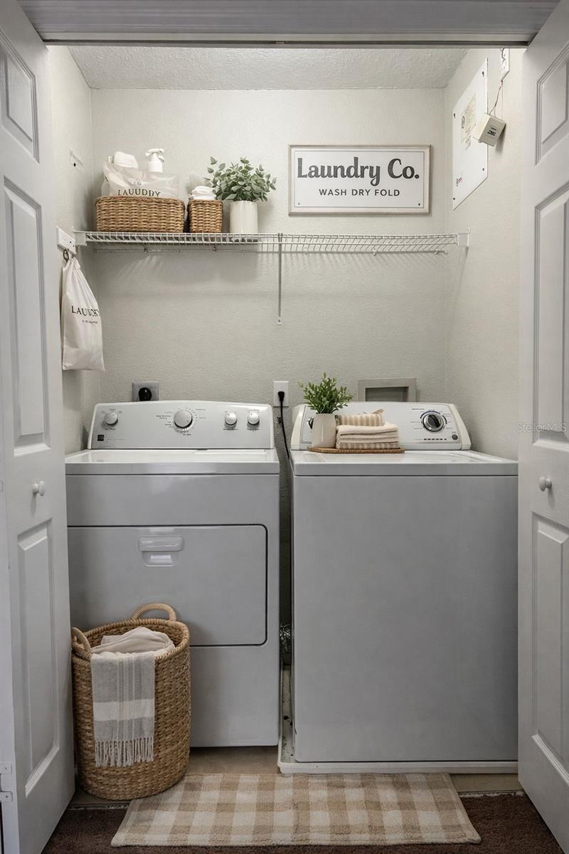 572 CRESTING OAK CIR #19, ORLANDO, FL, 32824