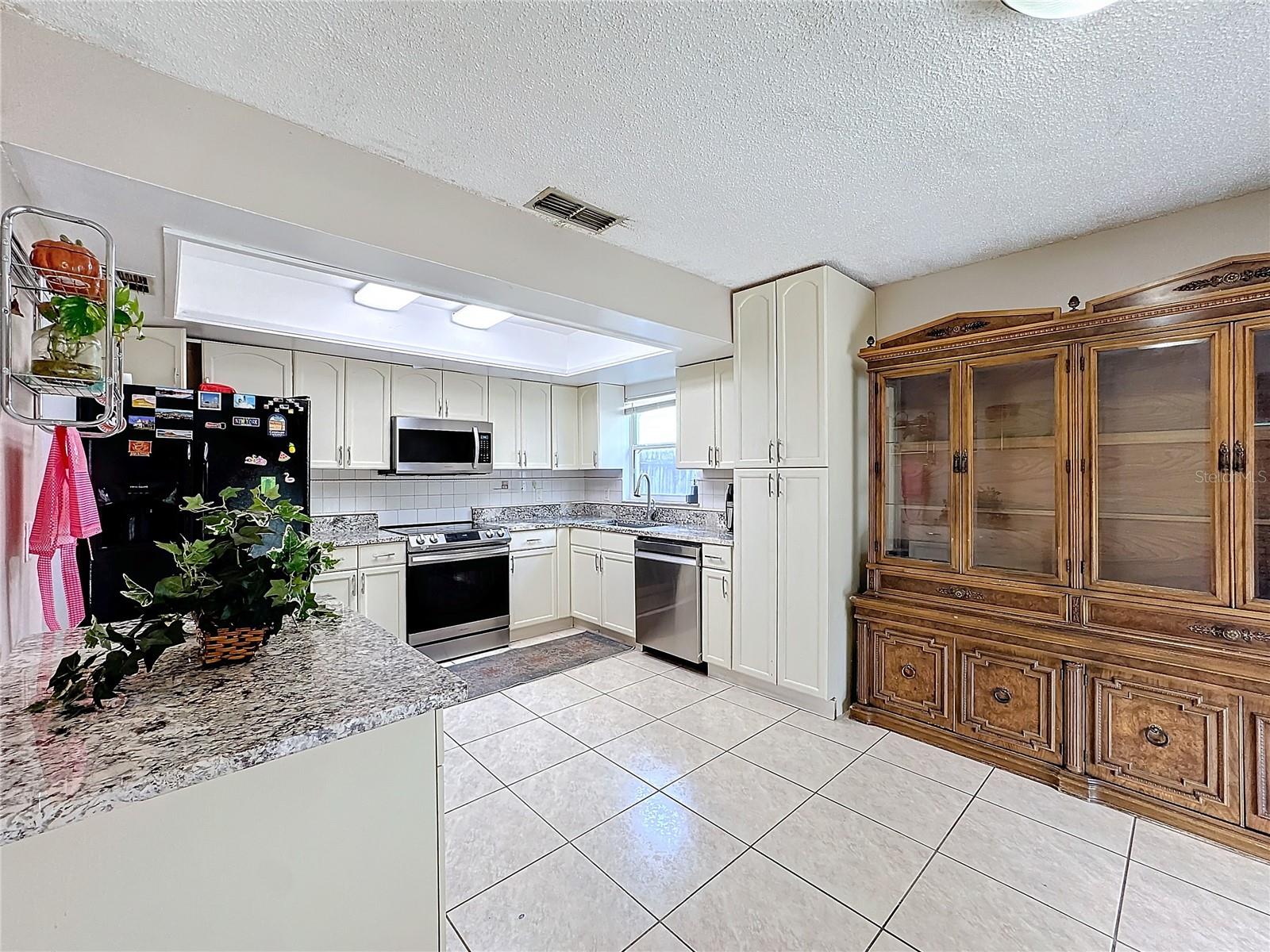11363 CARDIFF DR, ORLANDO, FL, 32837