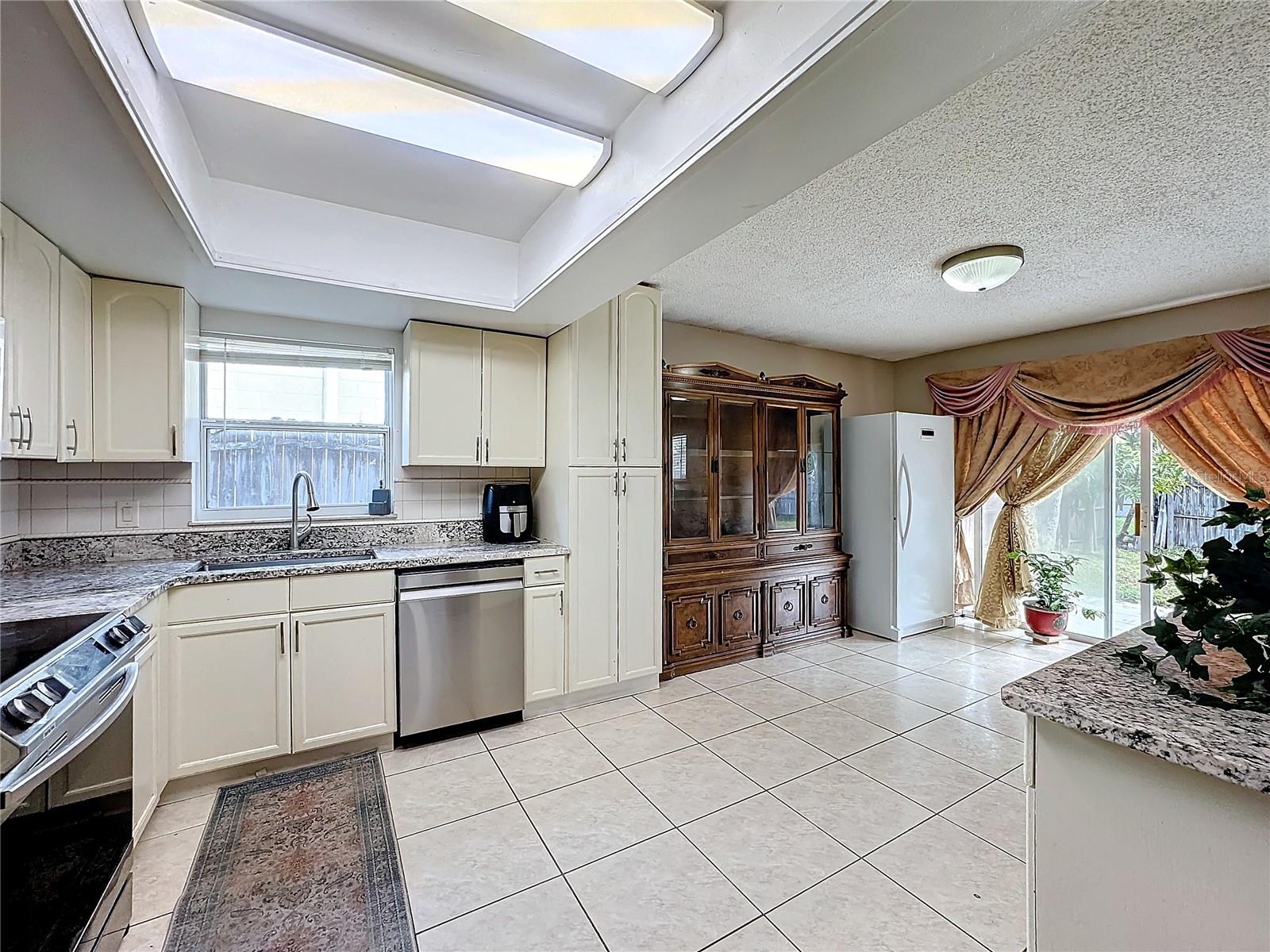 11363 CARDIFF DR, ORLANDO, FL, 32837