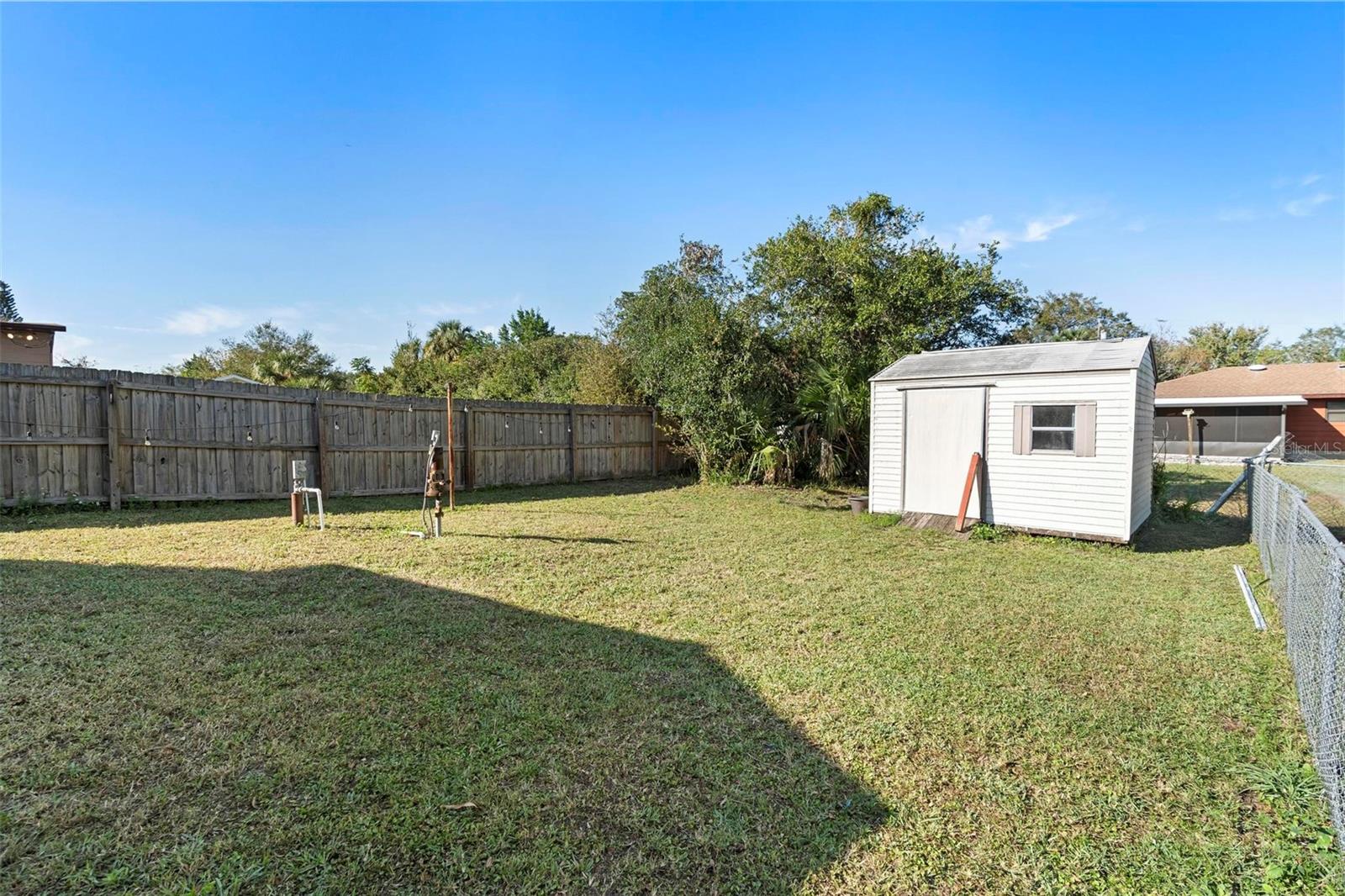 28 SANFORD AVE, DEBARY, FL, 32713