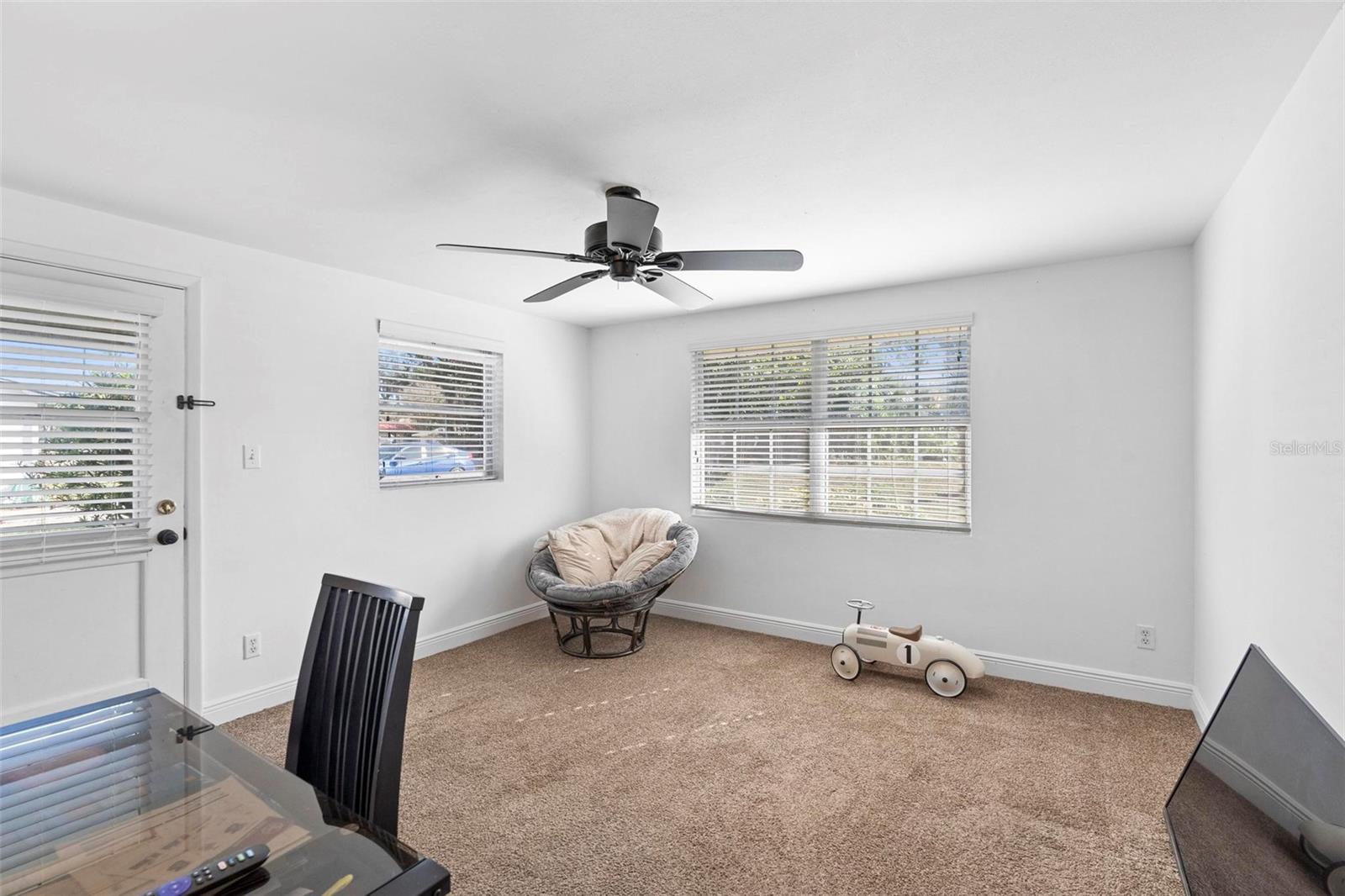 28 SANFORD AVE, DEBARY, FL, 32713