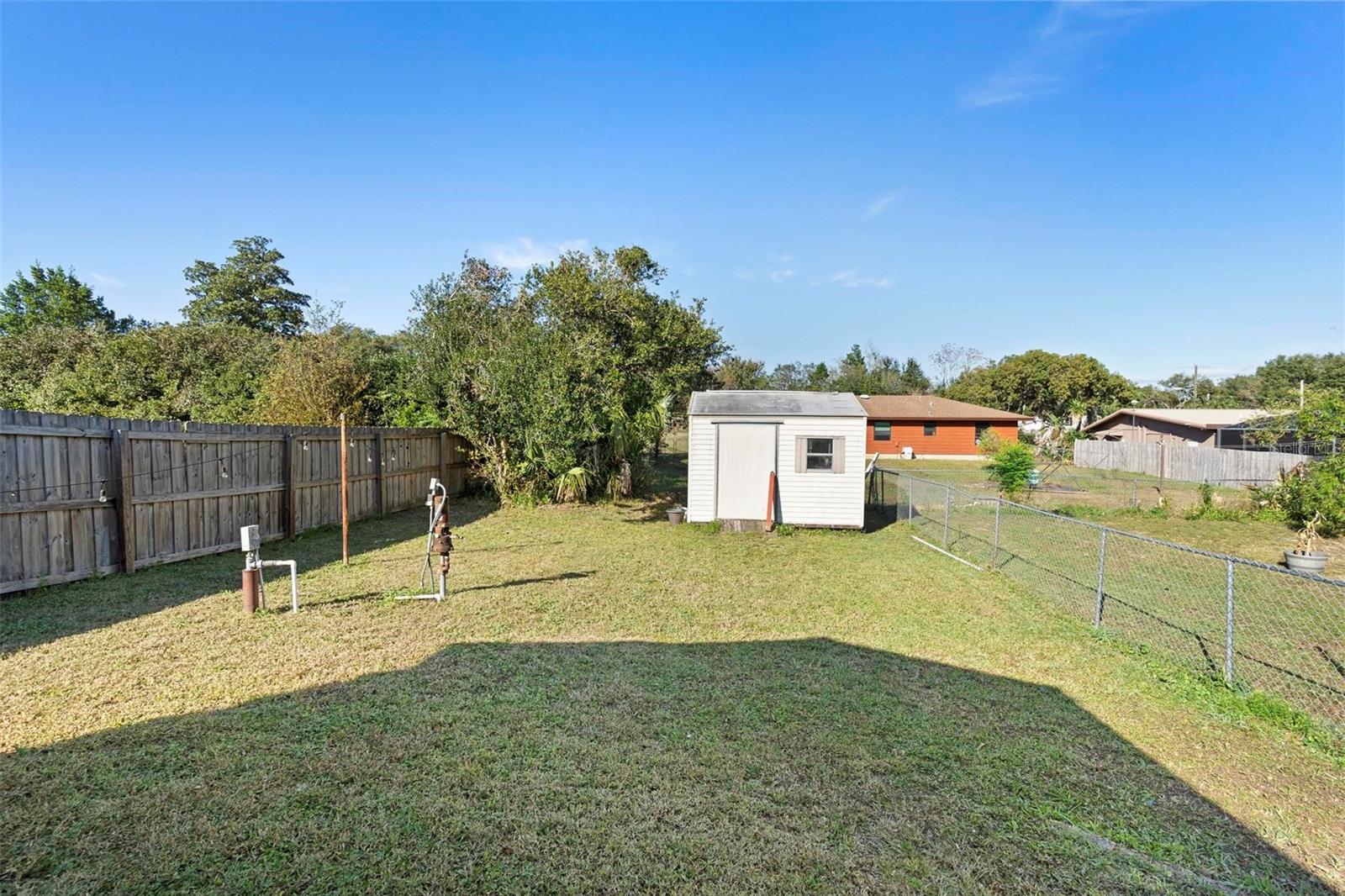28 SANFORD AVE, DEBARY, FL, 32713