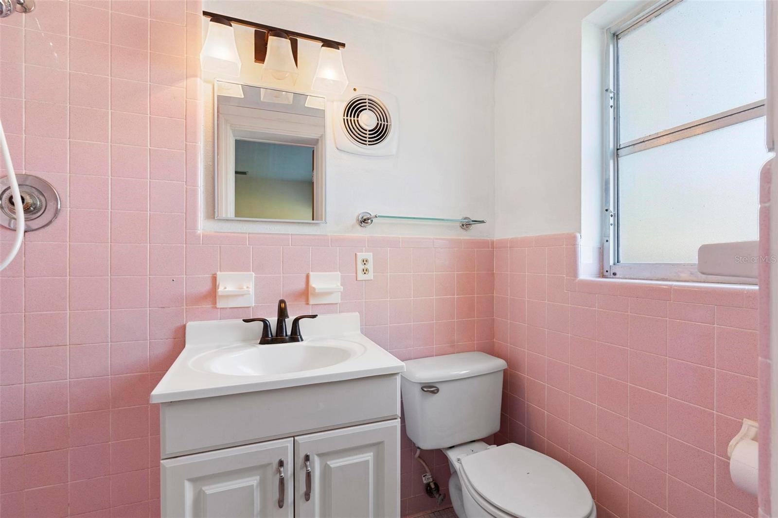 28 SANFORD AVE, DEBARY, FL, 32713