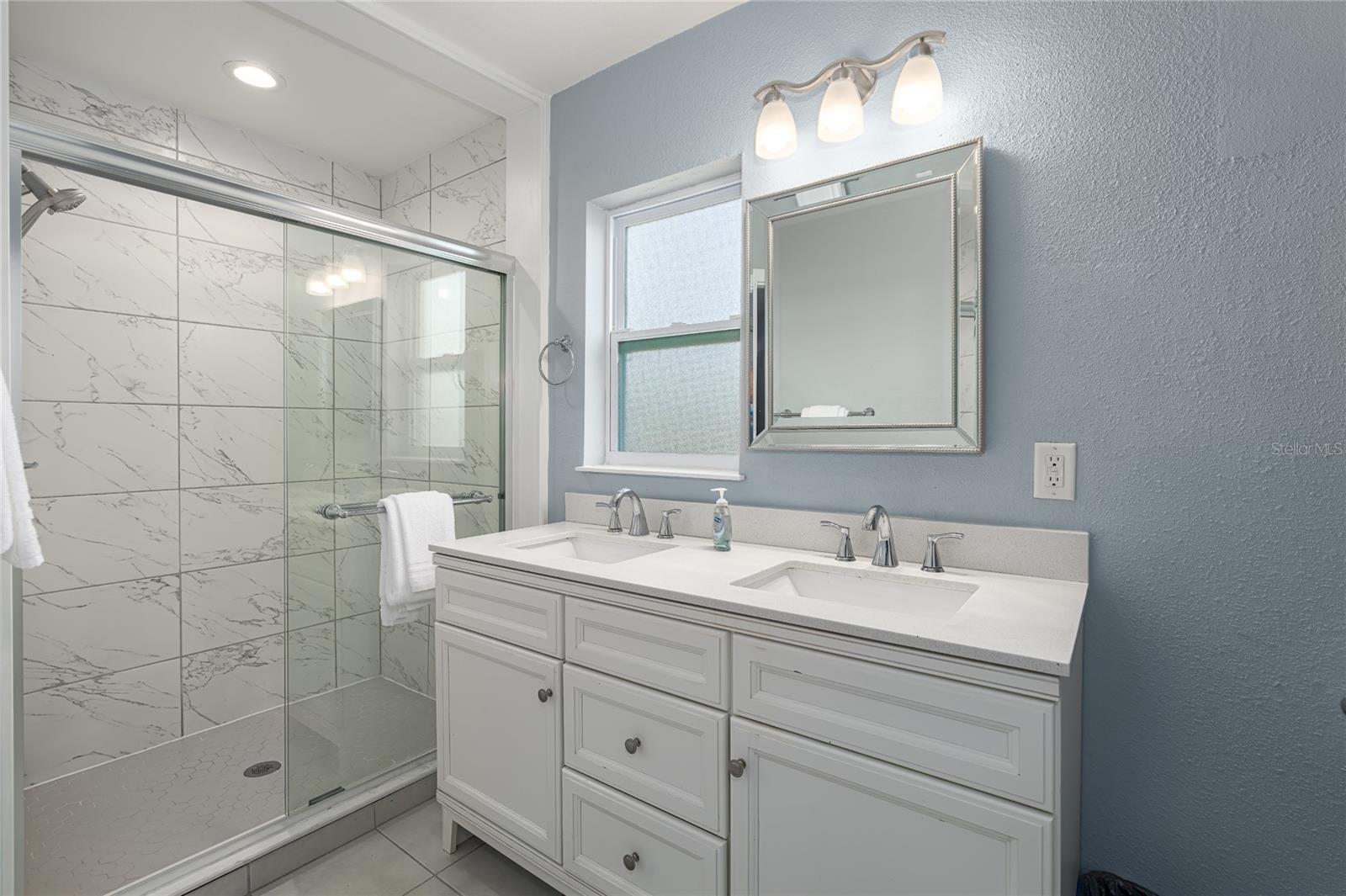 505 SAINT ANDREWS DR, SARASOTA, FL, 34243