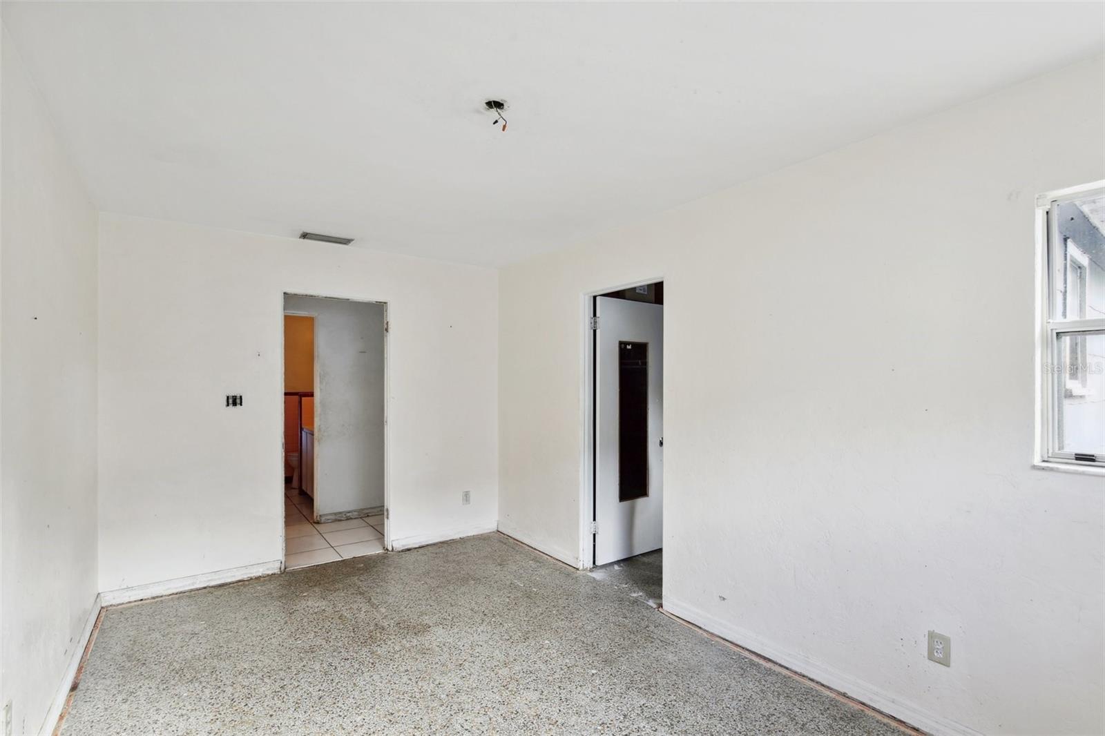 2901 DR MARTIN LUTHER KING JR ST S, ST PETERSBURG, FL, 33705