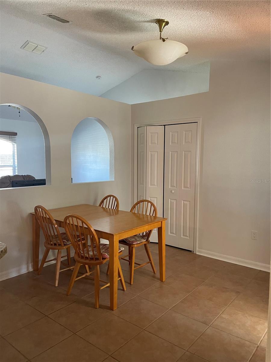 18 RAEMOND LN, PALM COAST, FL, 32164