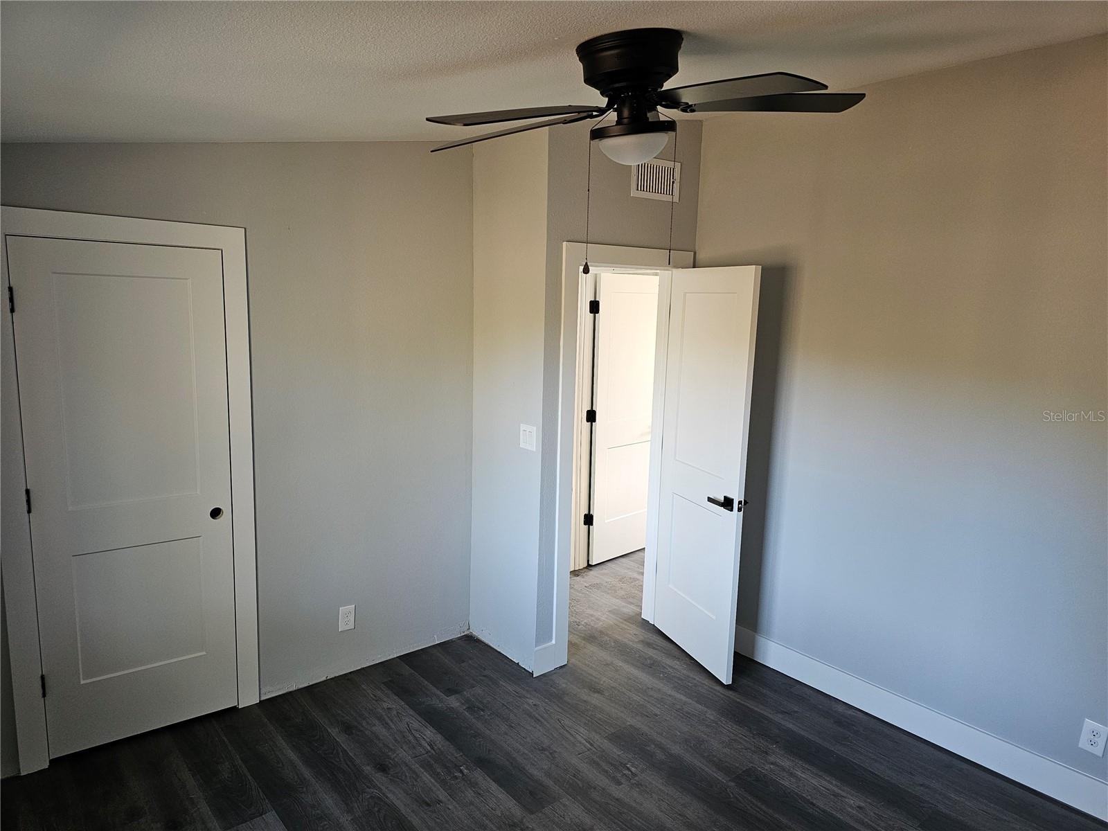 30033 W THYME AVE, EUSTIS, FL, 32736