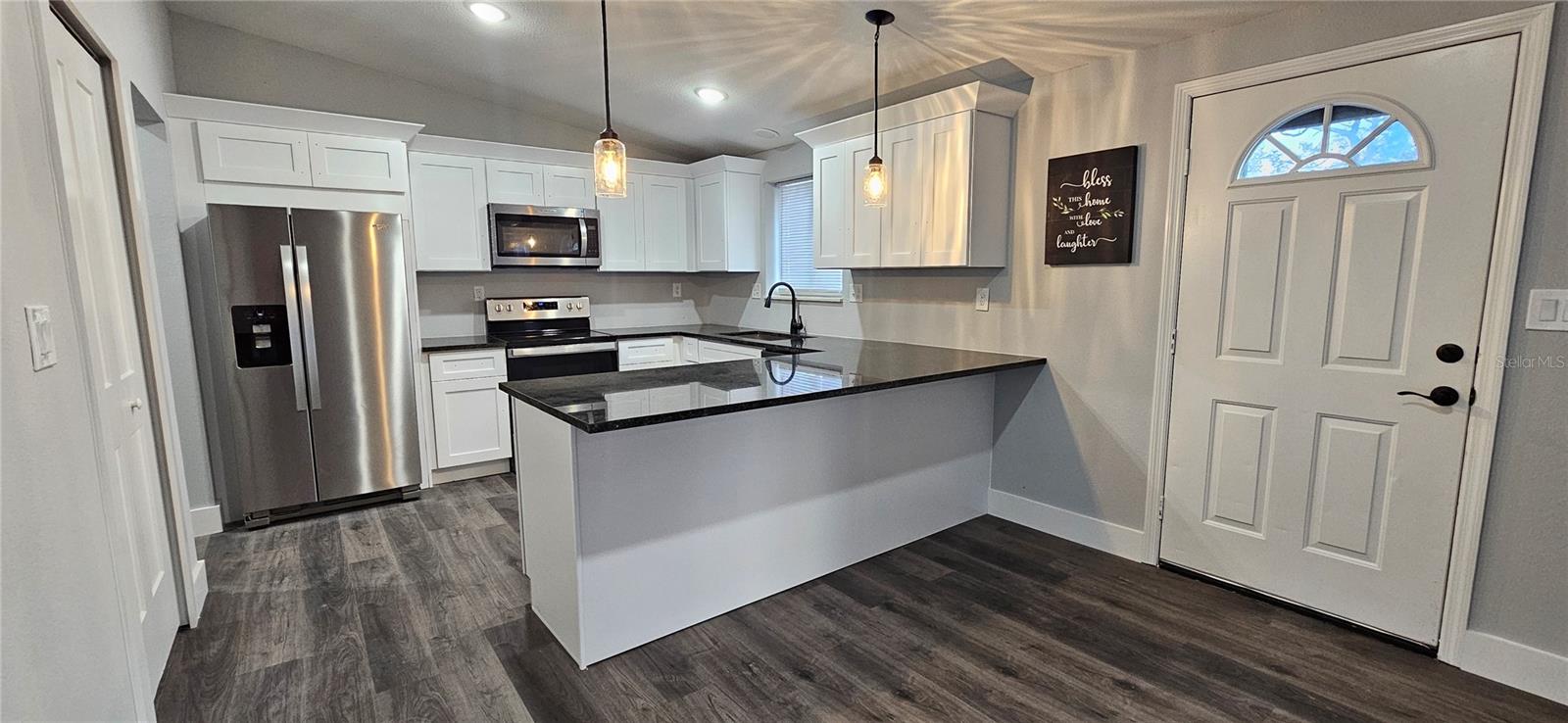 30033 W THYME AVE, EUSTIS, FL, 32736