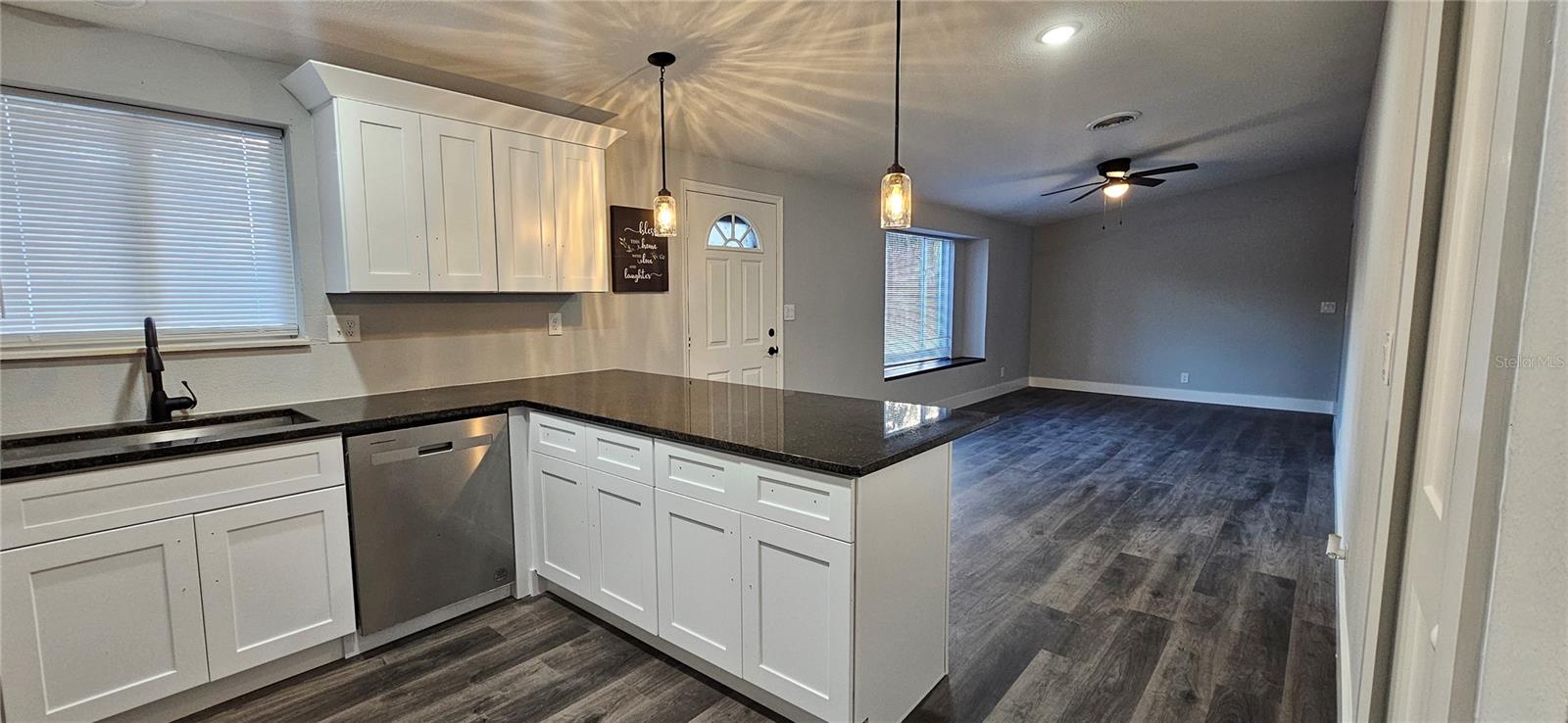 30033 W THYME AVE, EUSTIS, FL, 32736