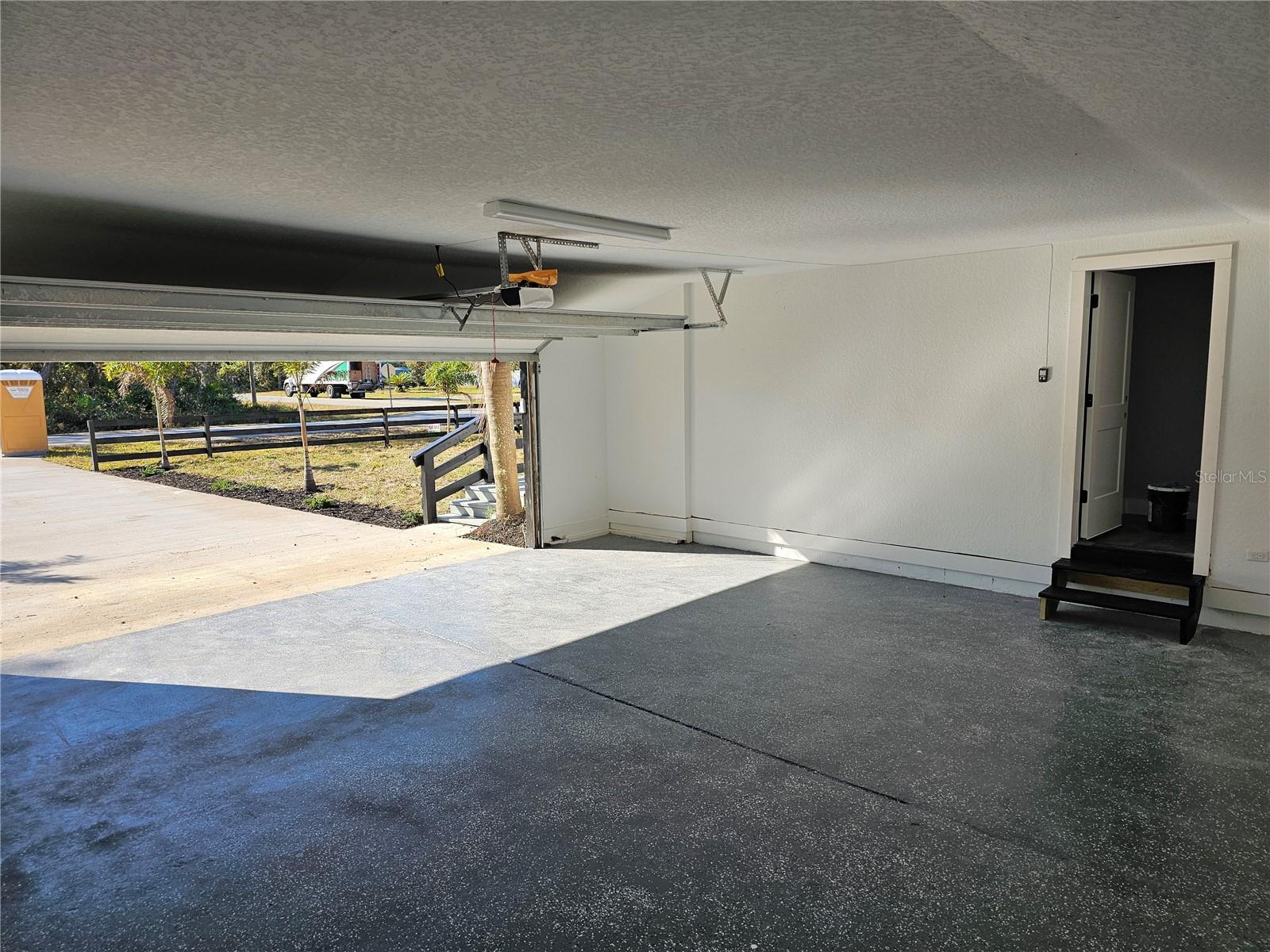 30033 W THYME AVE, EUSTIS, FL, 32736