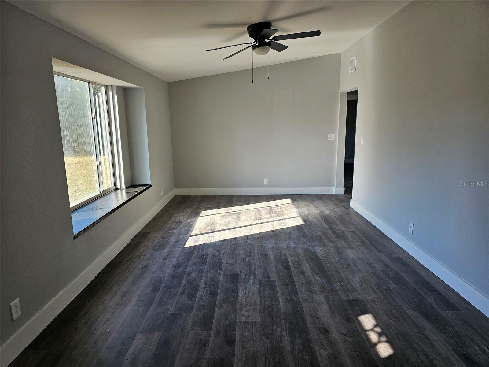 30033 W THYME AVE, EUSTIS, FL, 32736