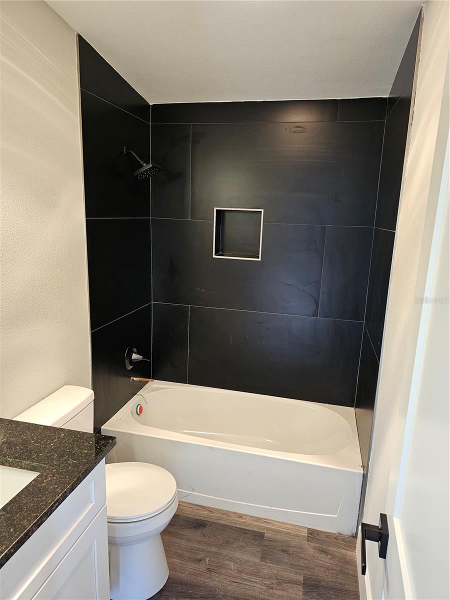 30033 W THYME AVE, EUSTIS, FL, 32736