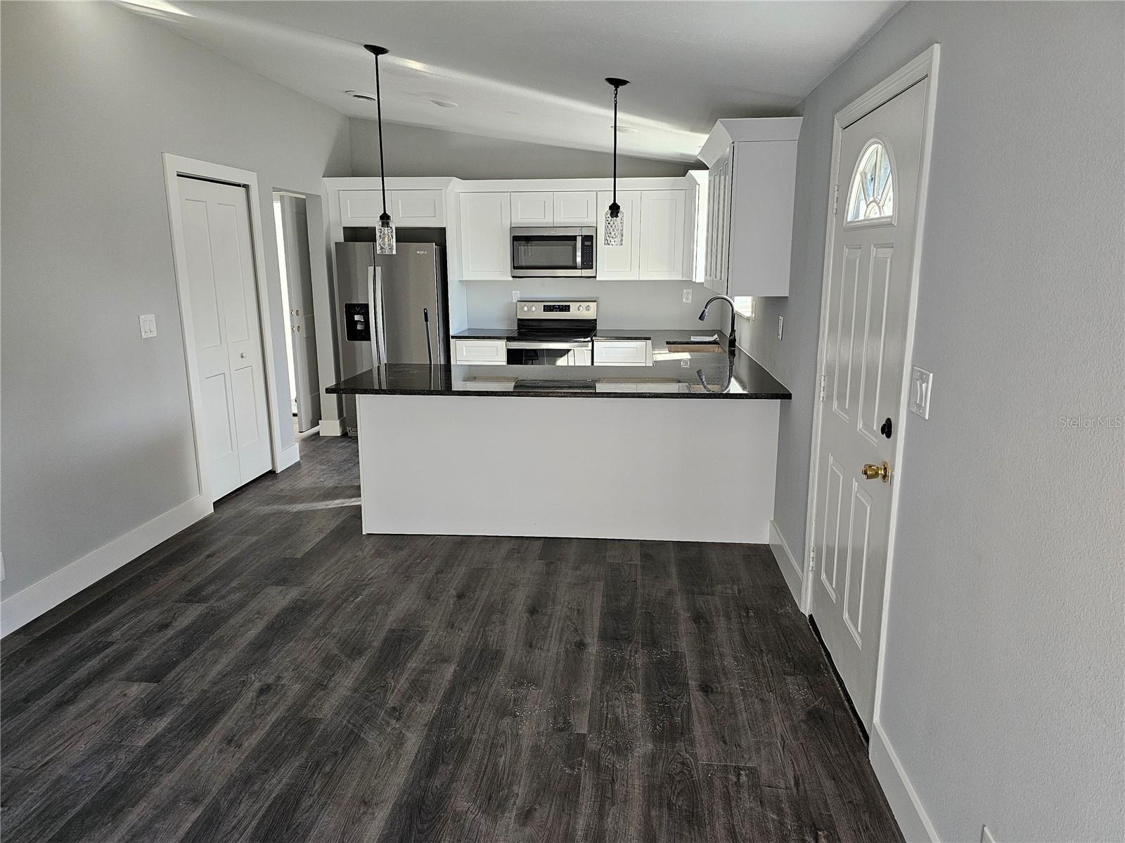 30033 W THYME AVE, EUSTIS, FL, 32736