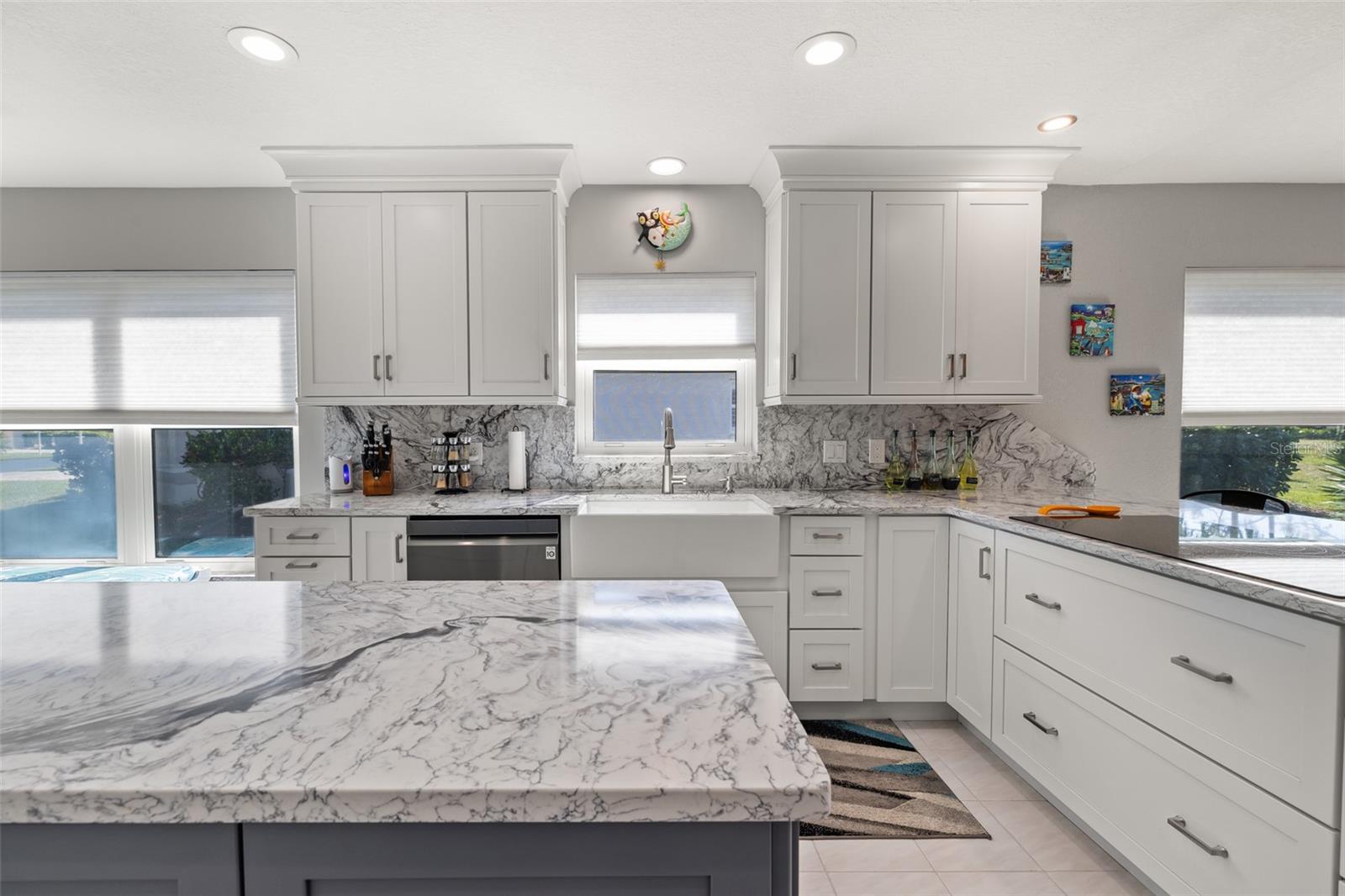 2061 KING TARPON DR, PUNTA GORDA, FL, 33955