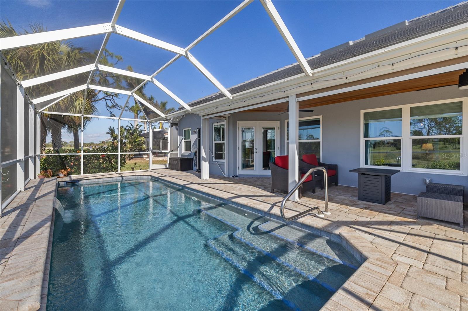 2061 KING TARPON DR, PUNTA GORDA, FL, 33955