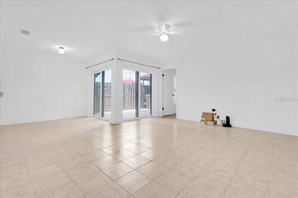 475 HUNTER CIR, KISSIMMEE, FL, 34758