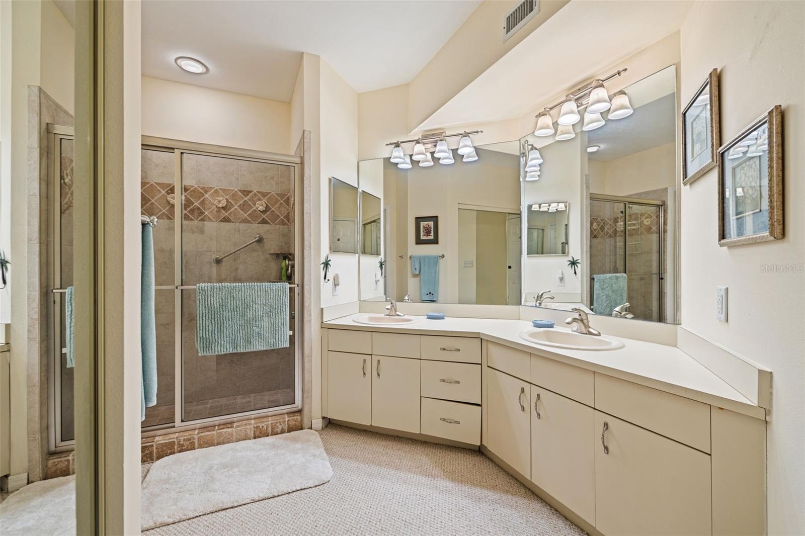 11680 SHIPWATCH DR #1450, LARGO, FL, 33774