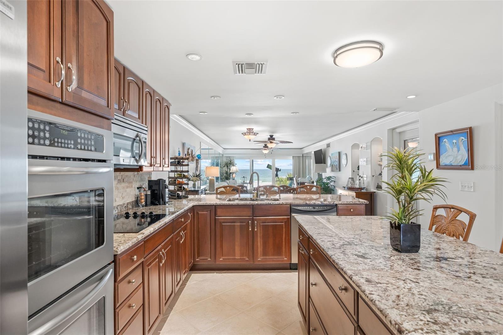 3400 GULF BLVD #105, BELLEAIR BEACH, FL, 33786