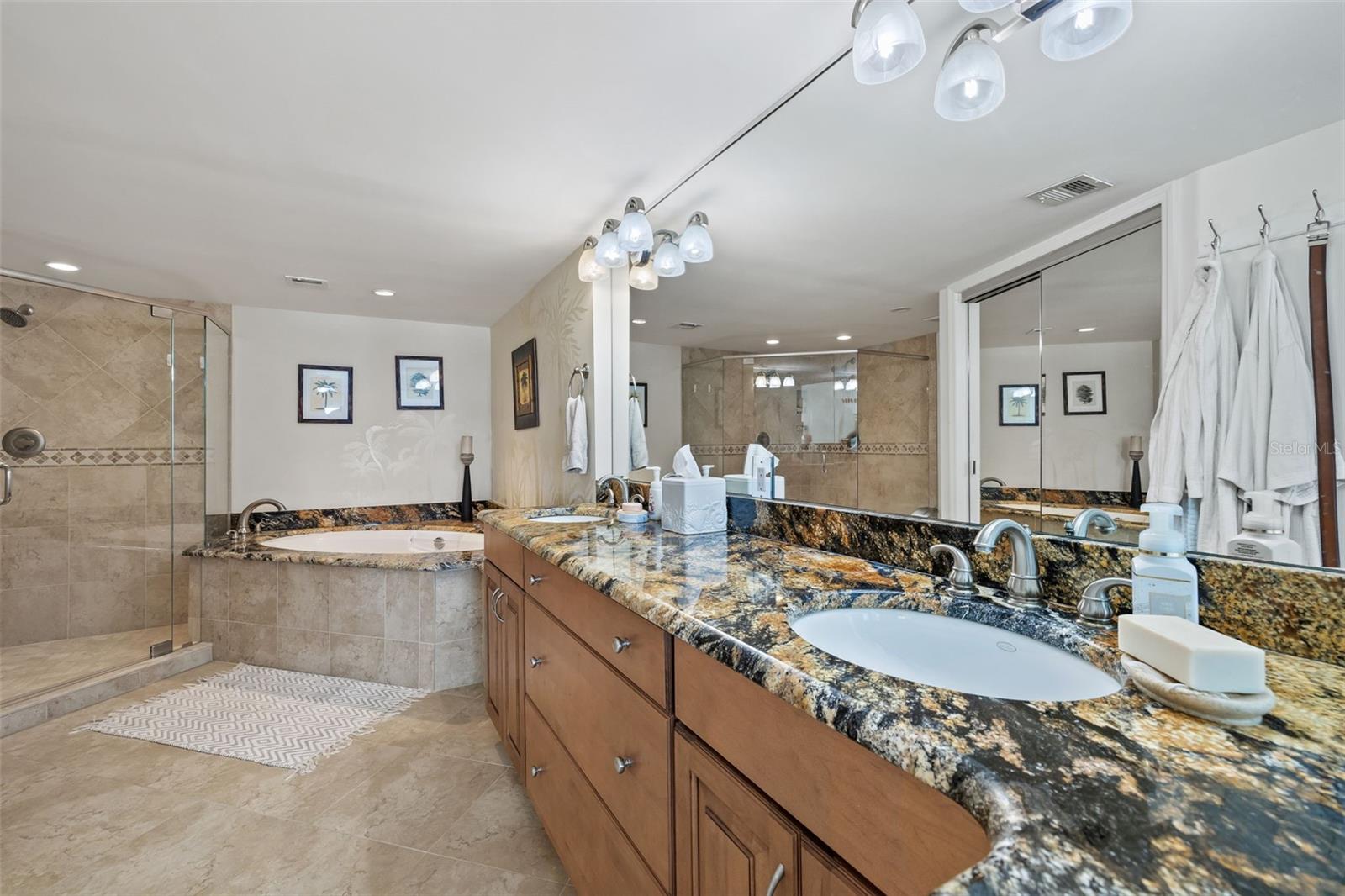 3400 GULF BLVD #105, BELLEAIR BEACH, FL, 33786