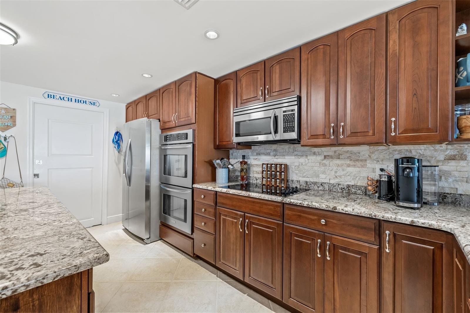 3400 GULF BLVD #105, BELLEAIR BEACH, FL, 33786