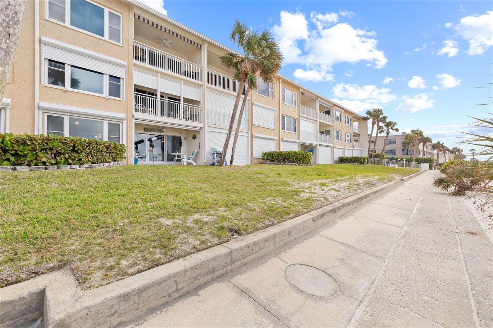 3400 GULF BLVD #105, BELLEAIR BEACH, FL, 33786