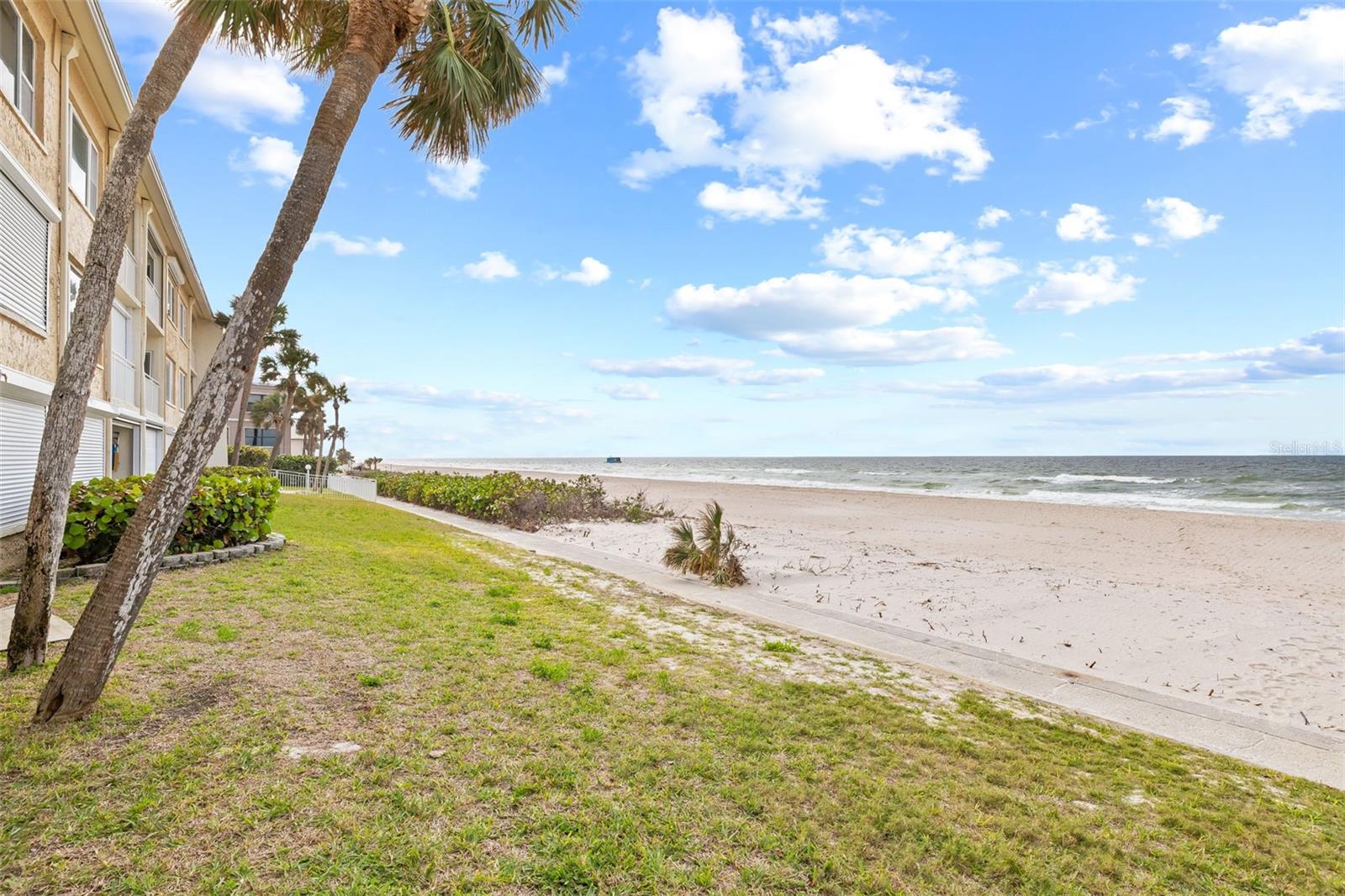 3400 GULF BLVD #105, BELLEAIR BEACH, FL, 33786