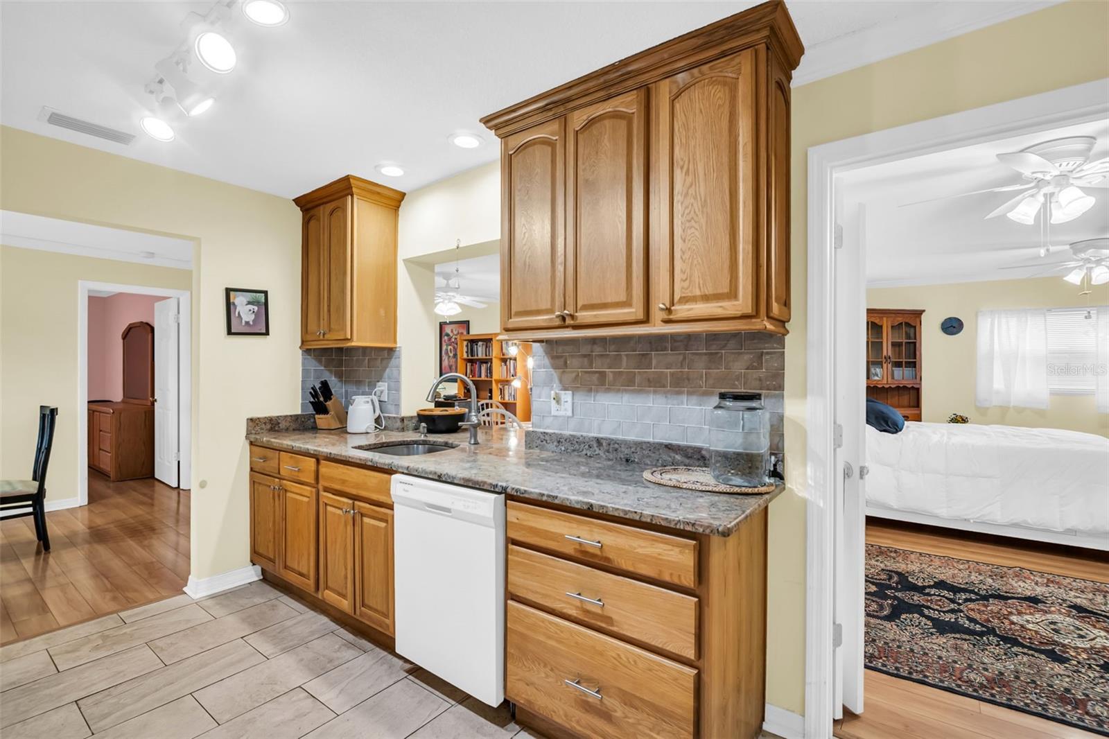 700 BOWSPRIT PL, PALM HARBOR, FL, 34685