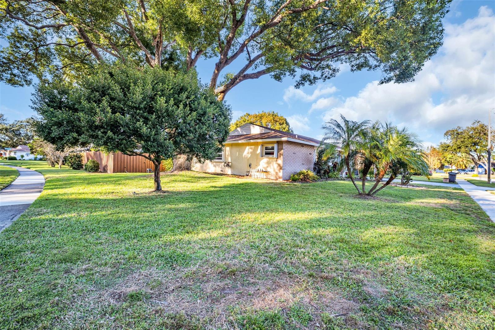 700 BOWSPRIT PL, PALM HARBOR, FL, 34685