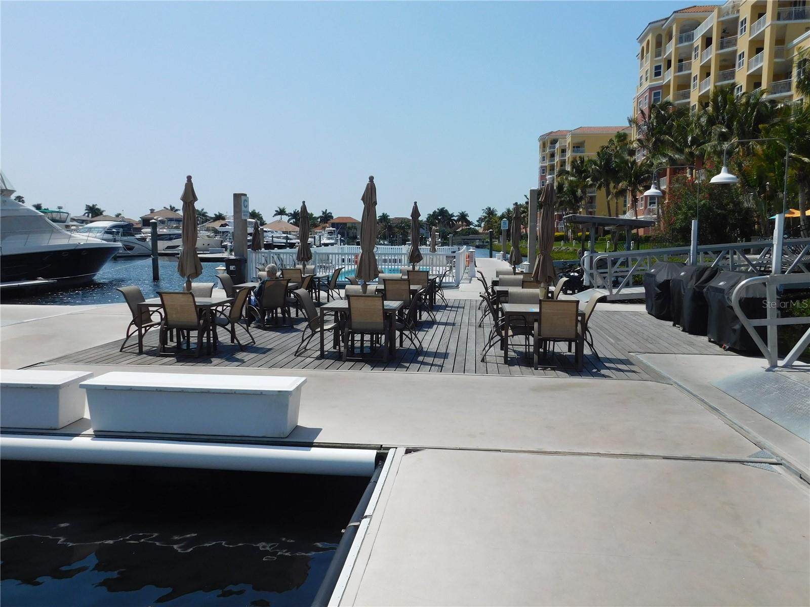 102 RIVIERA DUNES WAY #N-14, PALMETTO, FL, 34221