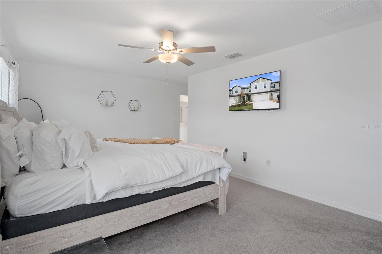 32046 POWDERPUFF MIMOSA DR, SAN ANTONIO, FL, 33576