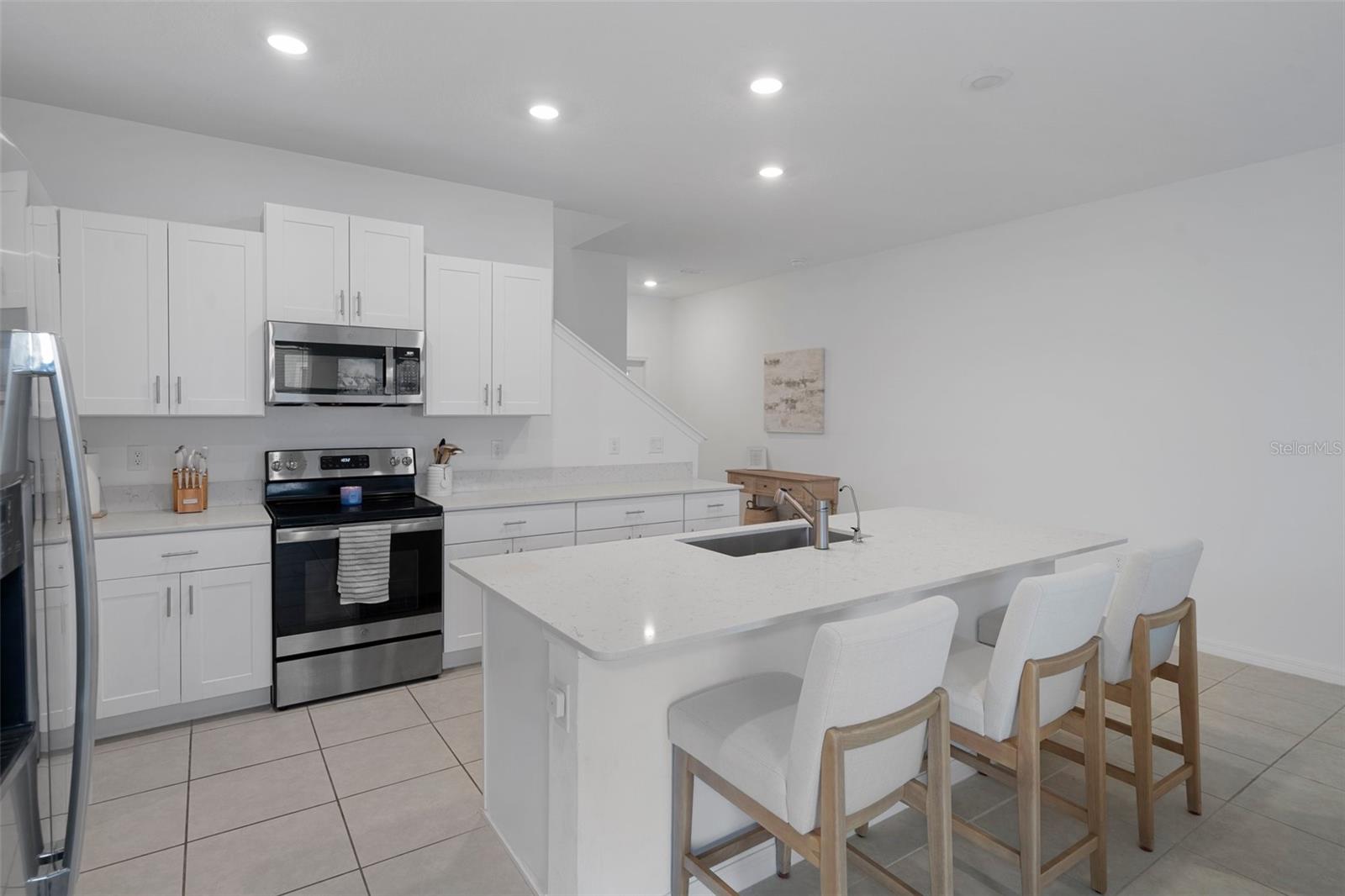 32046 POWDERPUFF MIMOSA DR, SAN ANTONIO, FL, 33576