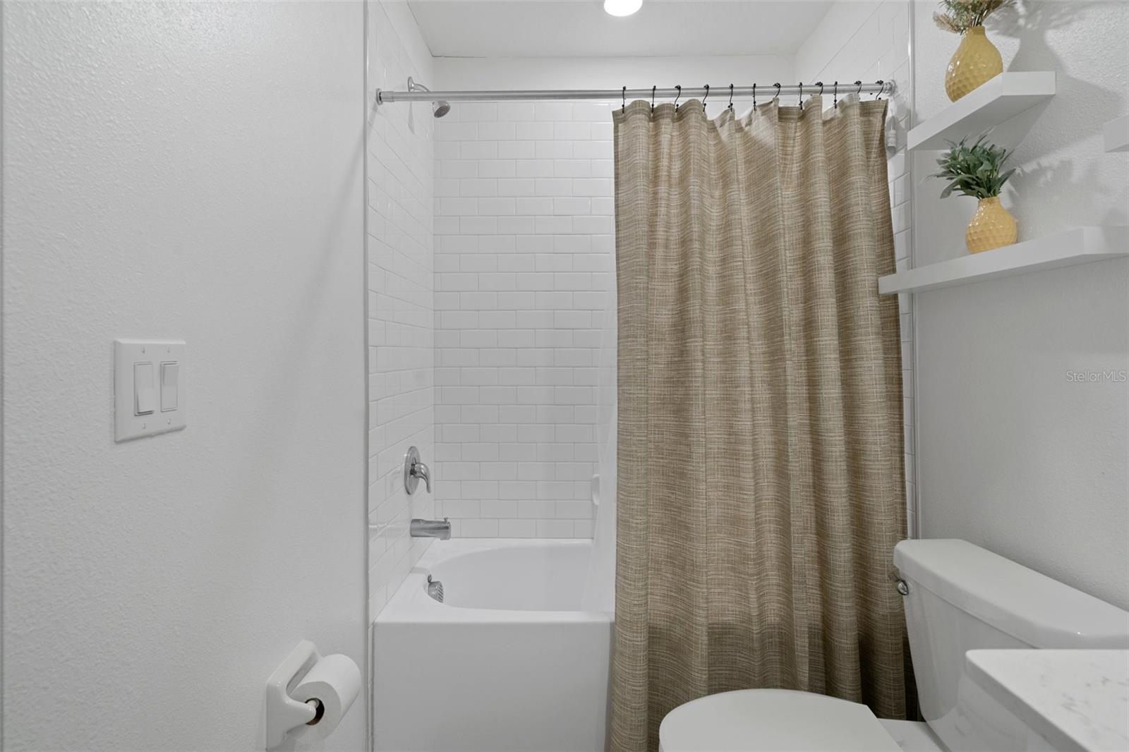 32046 POWDERPUFF MIMOSA DR, SAN ANTONIO, FL, 33576