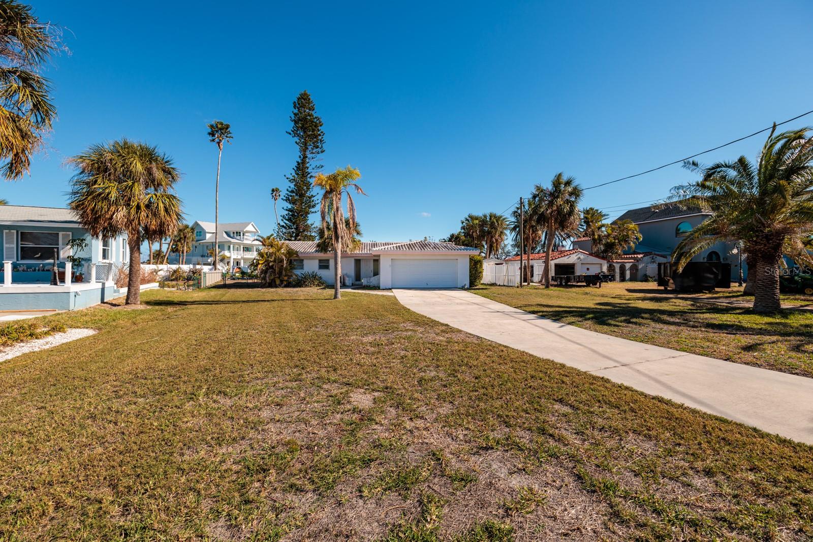 15815 REDINGTON DR, REDINGTON BEACH, FL, 33708