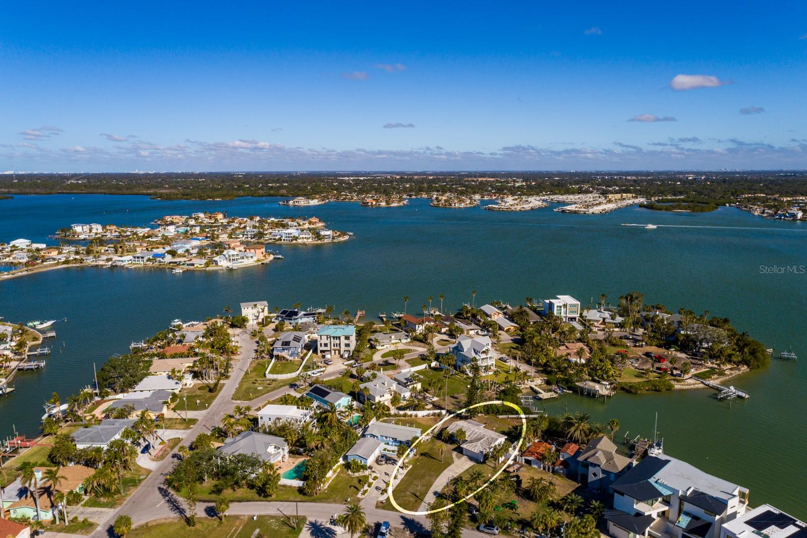 15815 REDINGTON DR, REDINGTON BEACH, FL, 33708